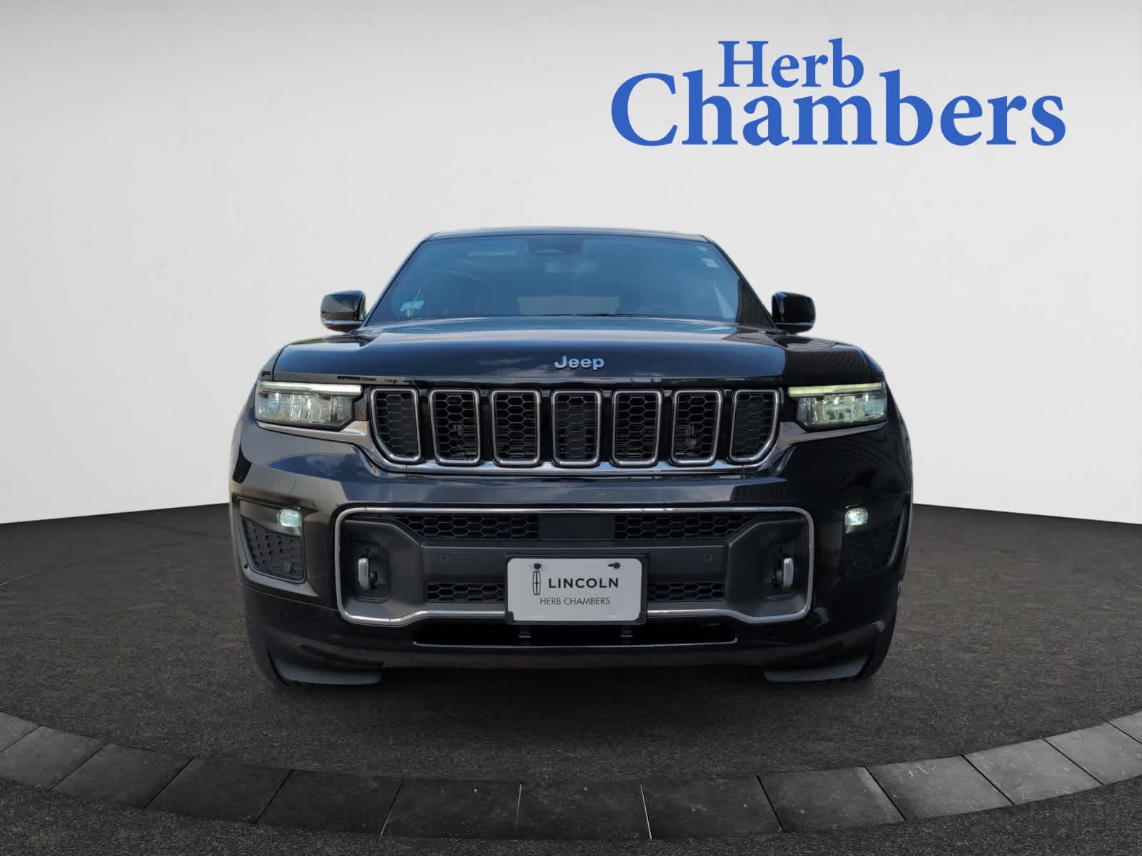 used 2023 Jeep Grand Cherokee car, priced at $42,998