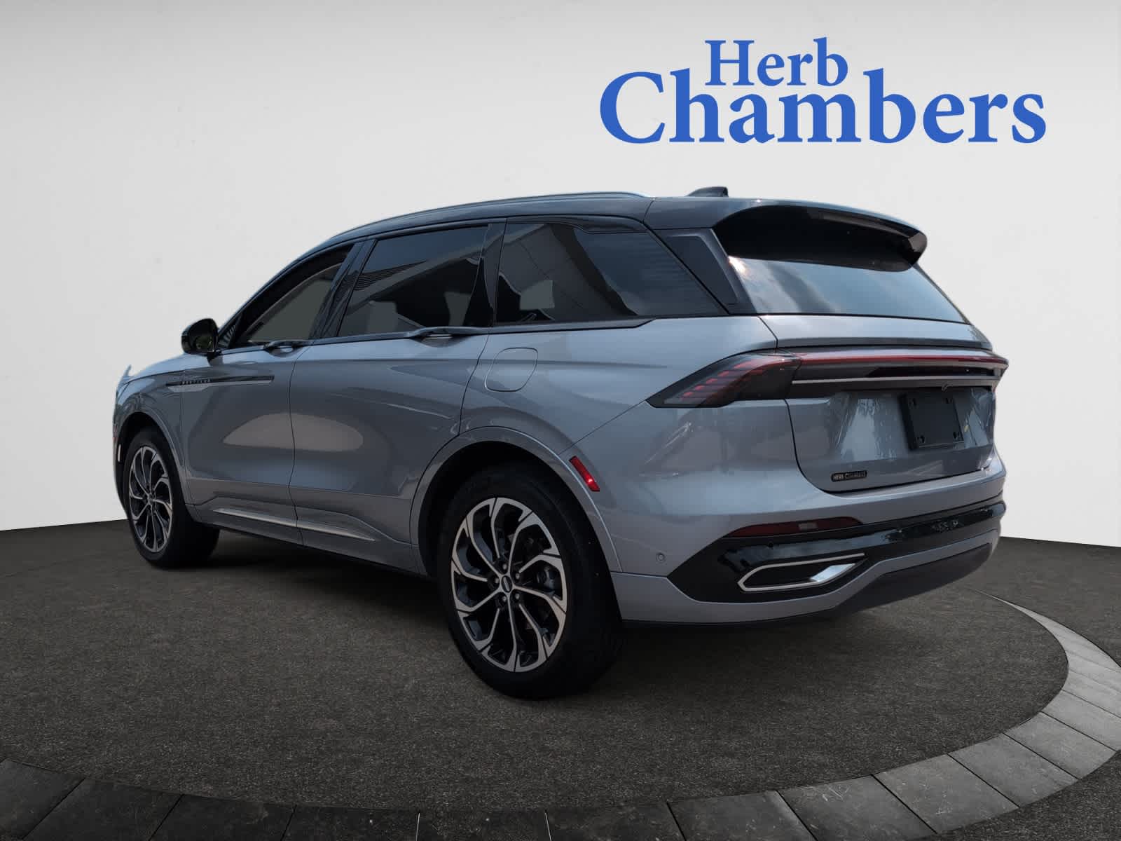 used 2024 Lincoln Nautilus car, priced at $55,798