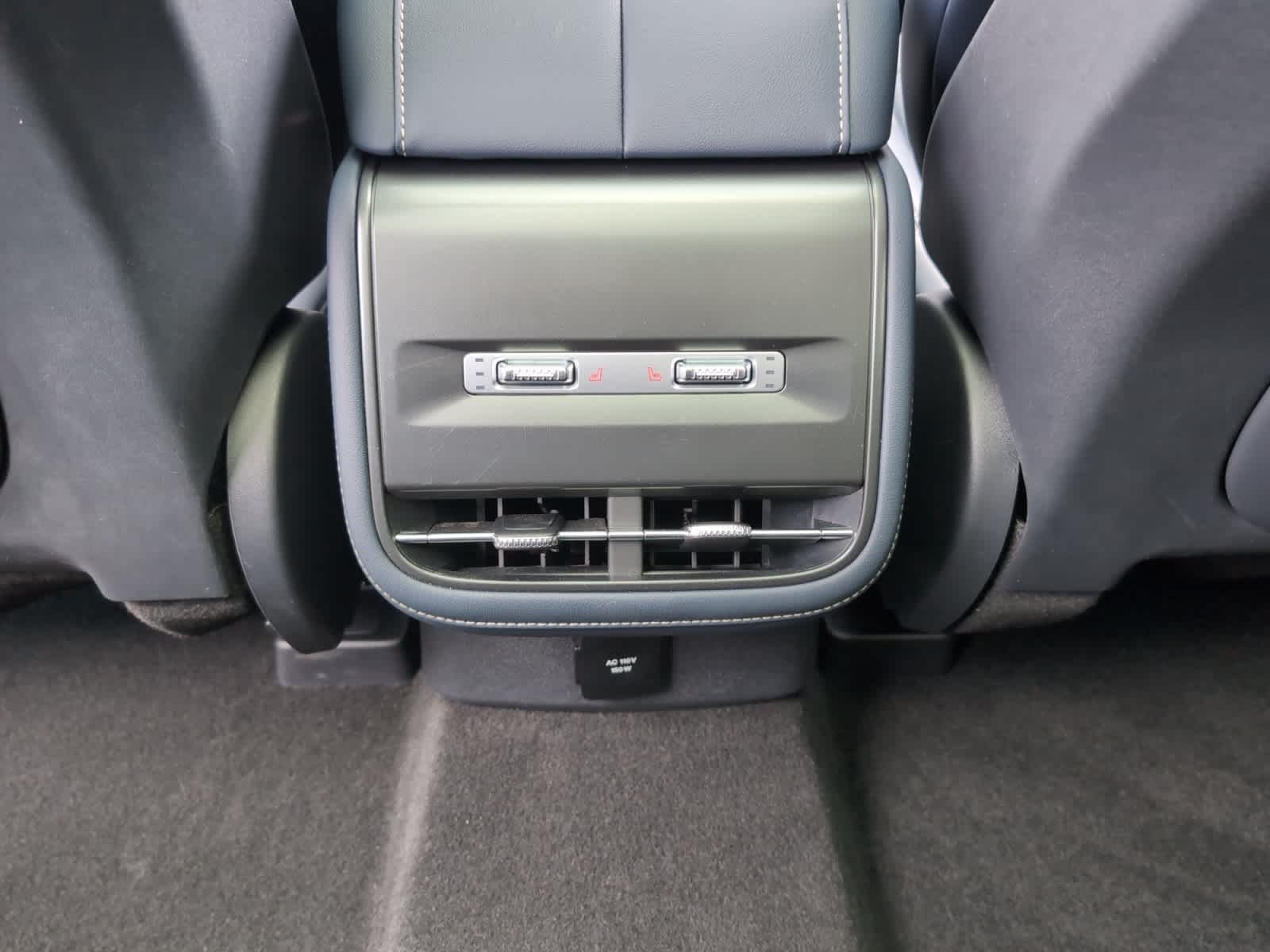 used 2024 Lincoln Nautilus car, priced at $55,798