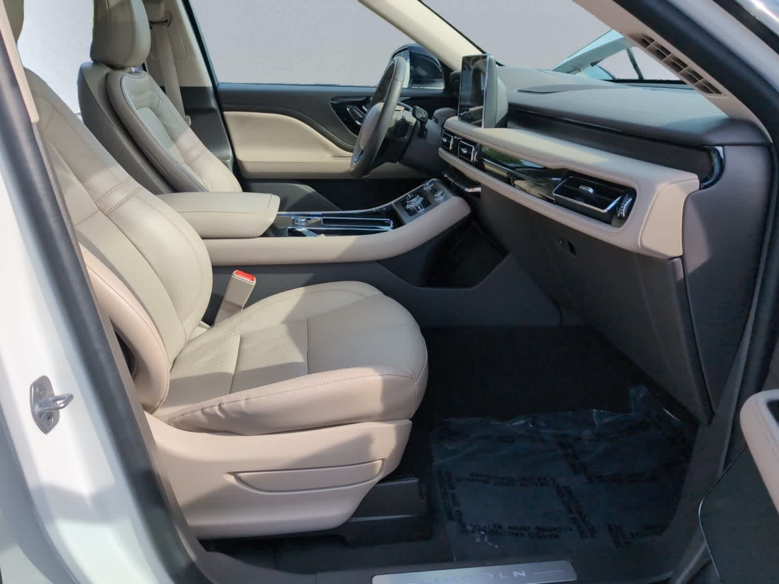 used 2023 Lincoln Aviator car, priced at $47,998