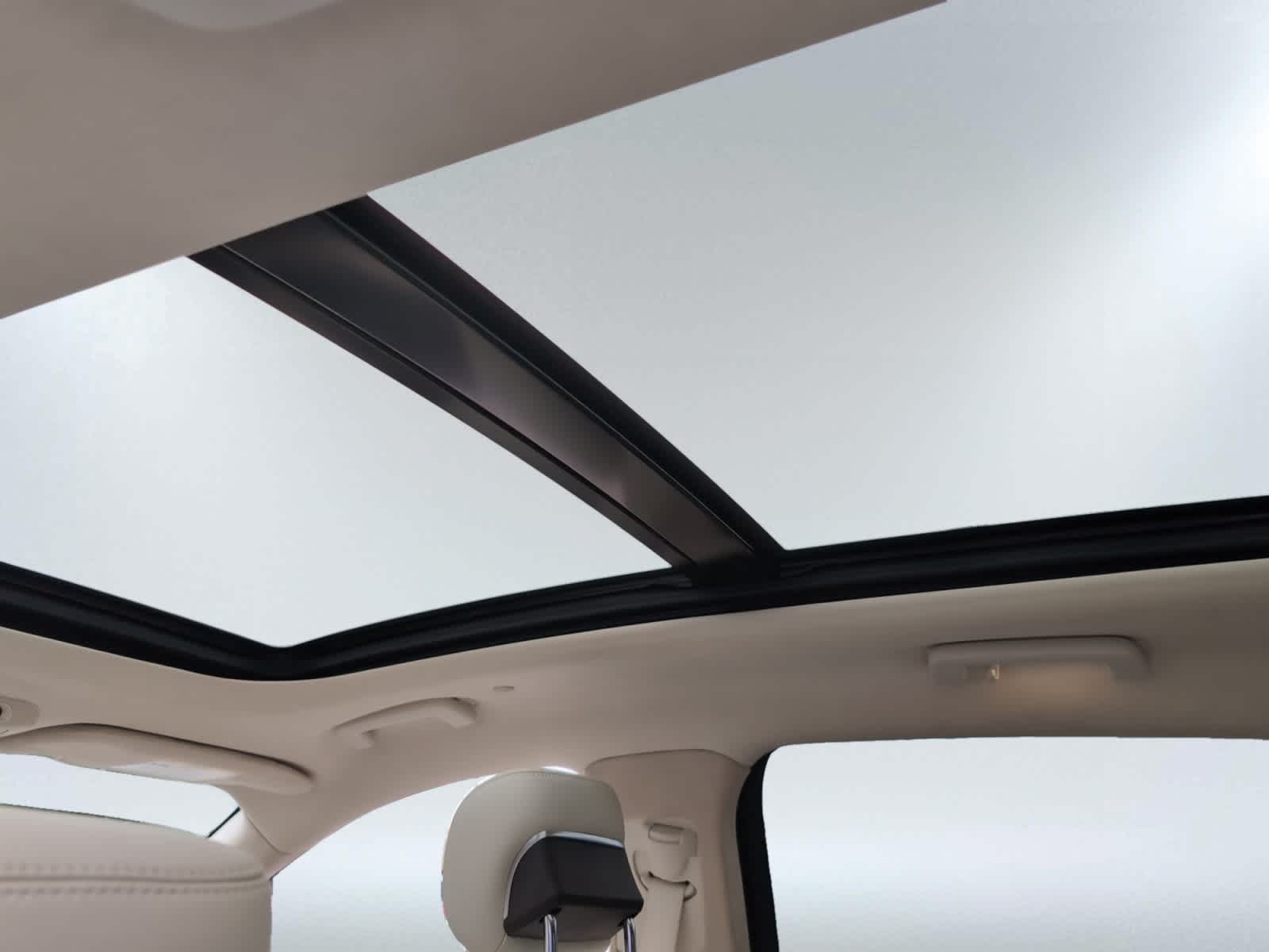 used 2021 Lincoln Nautilus car, priced at $28,998