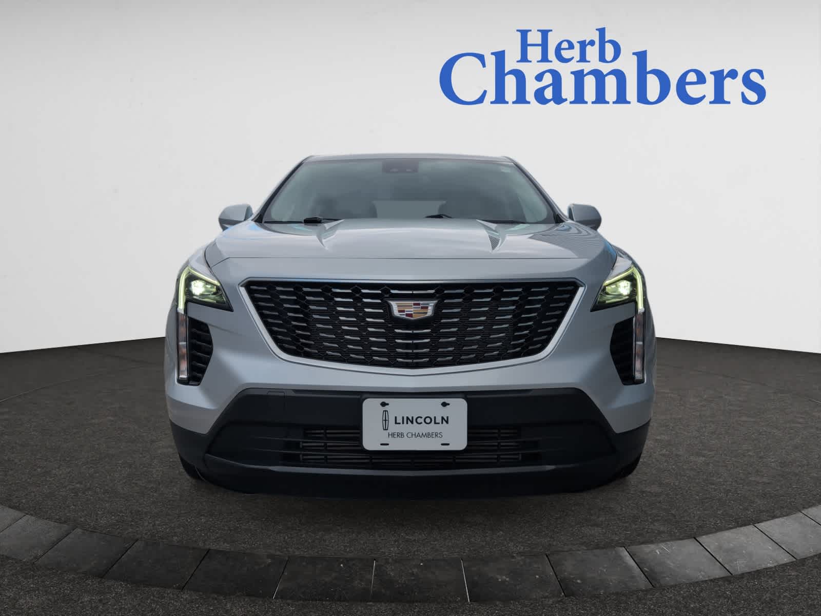 used 2020 Cadillac XT4 car, priced at $22,998