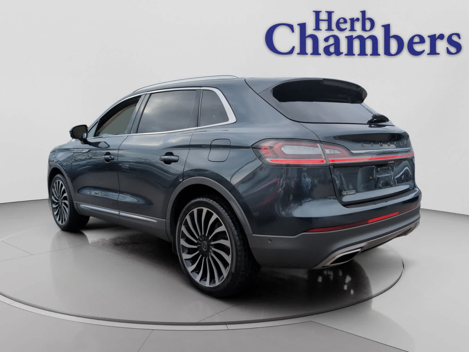 used 2021 Lincoln Nautilus car, priced at $28,998