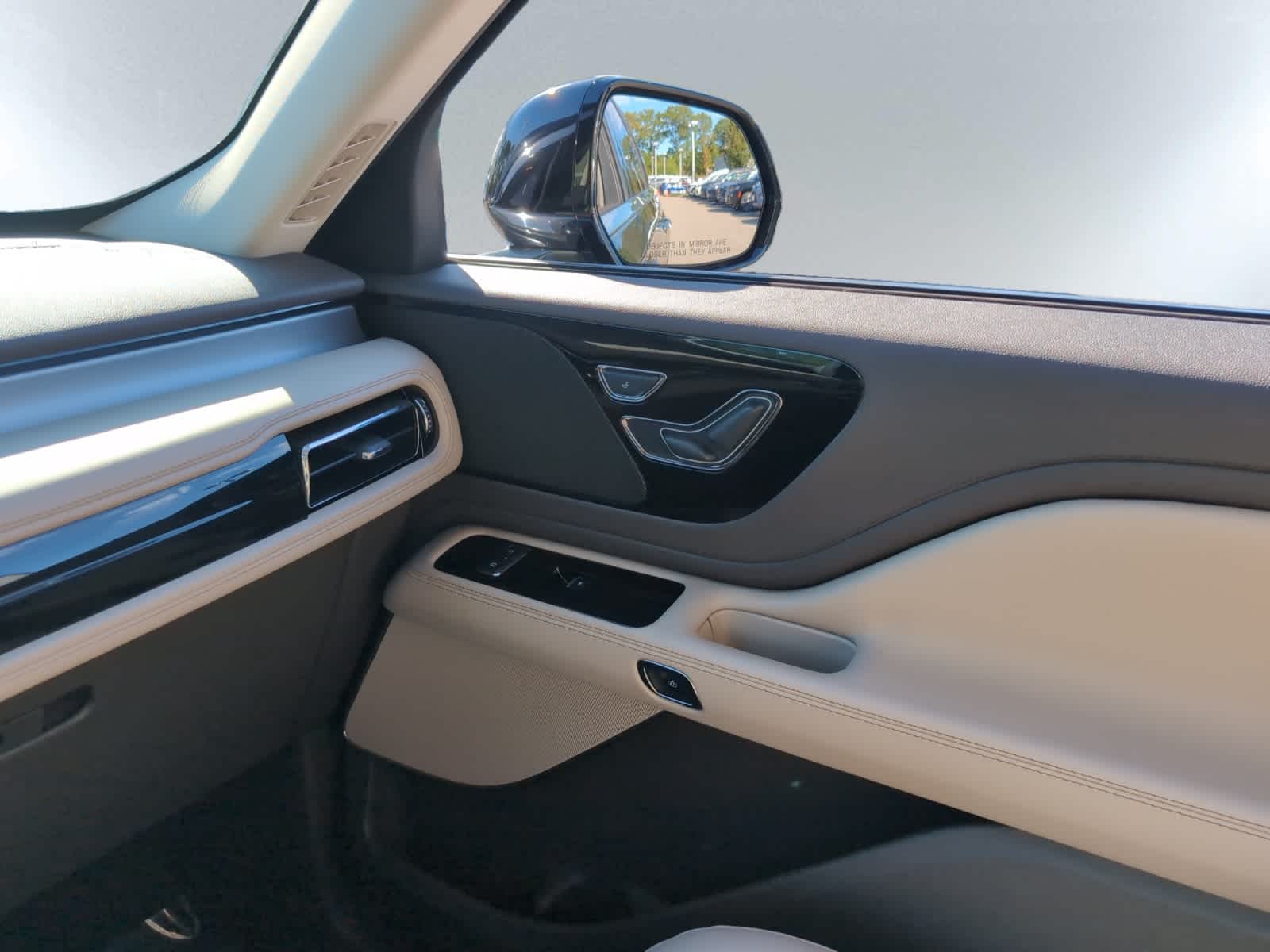 used 2022 Lincoln Aviator car, priced at $38,998