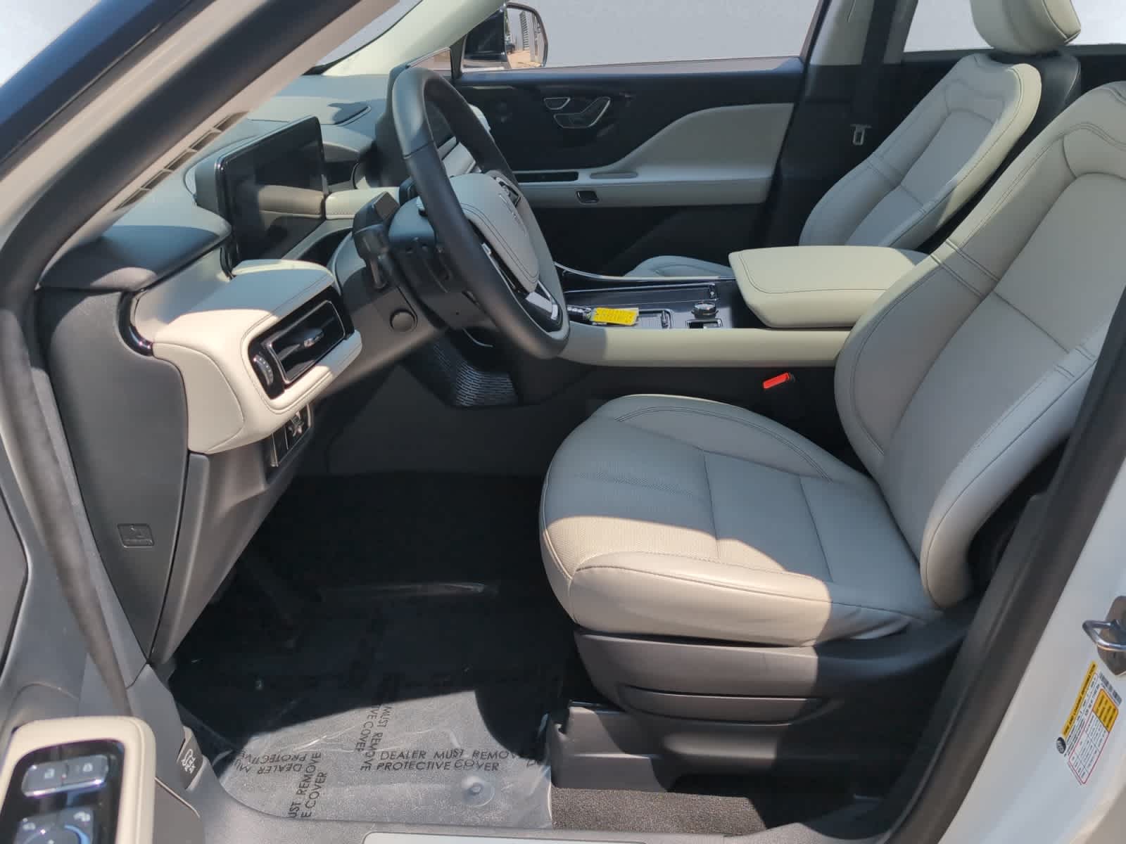 used 2025 Lincoln Aviator car, priced at $71,998