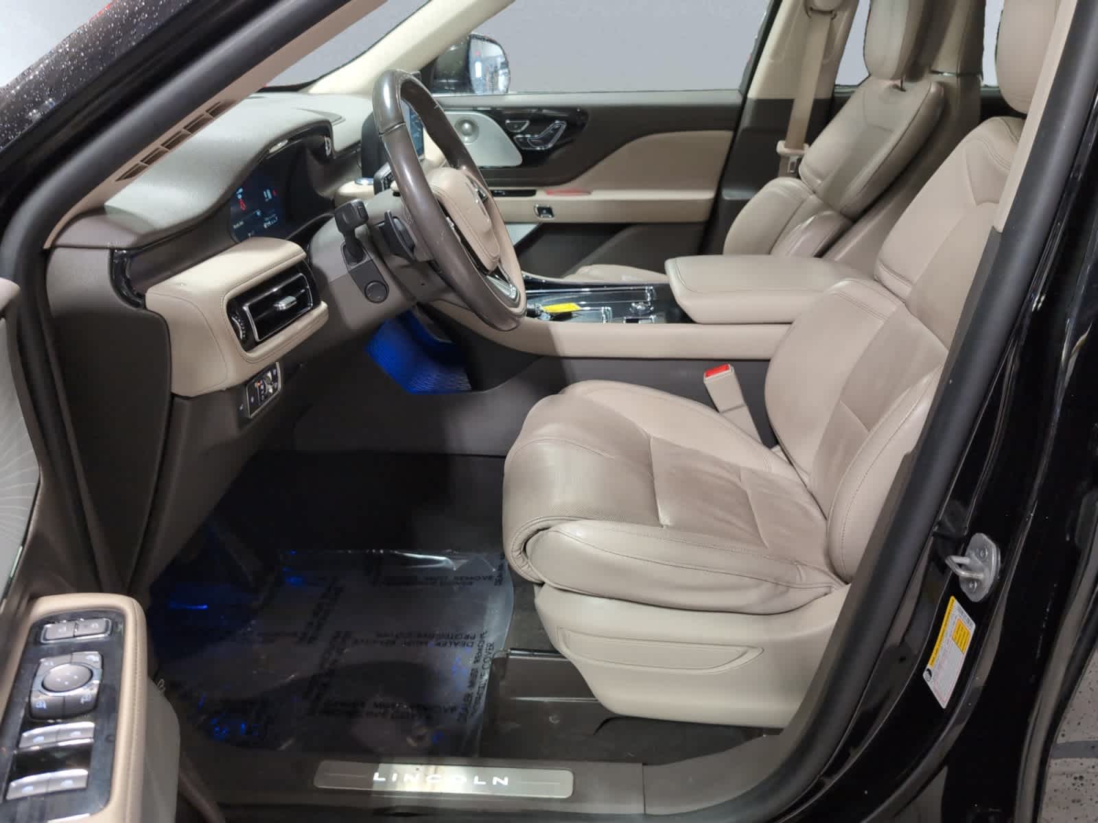 used 2020 Lincoln Aviator car, priced at $29,998