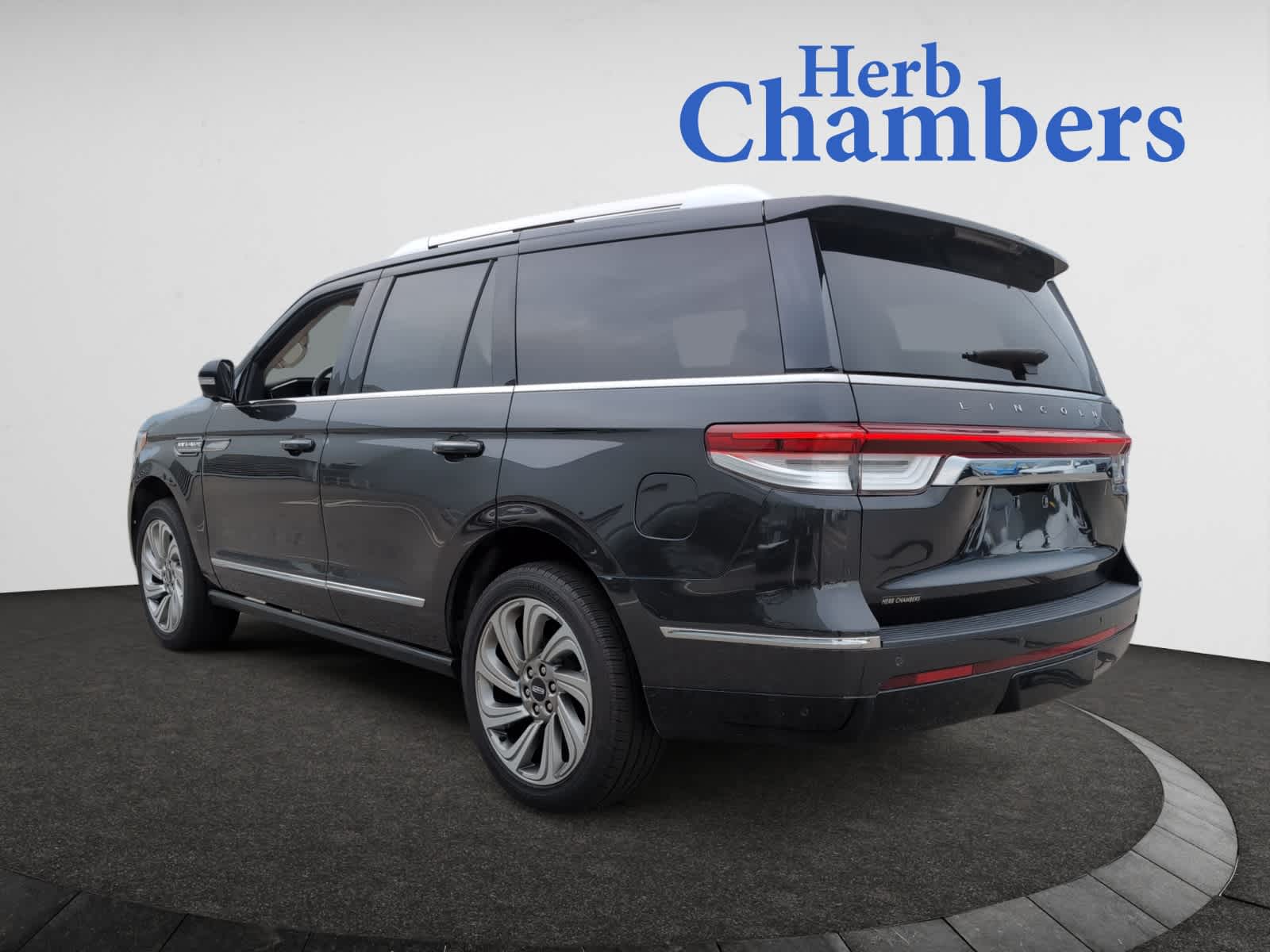 used 2023 Lincoln Navigator car, priced at $56,998