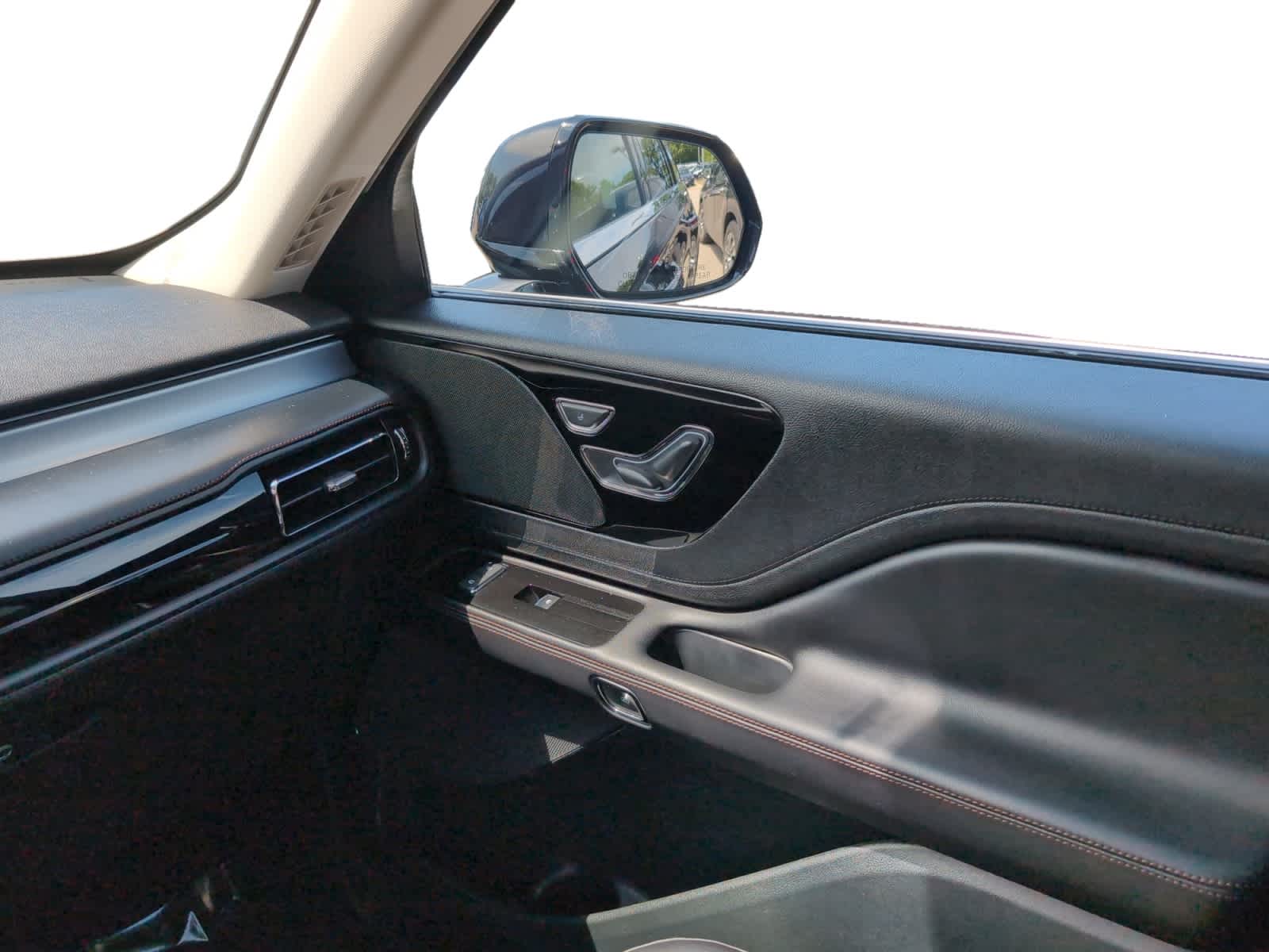 used 2023 Lincoln Aviator car, priced at $27,898