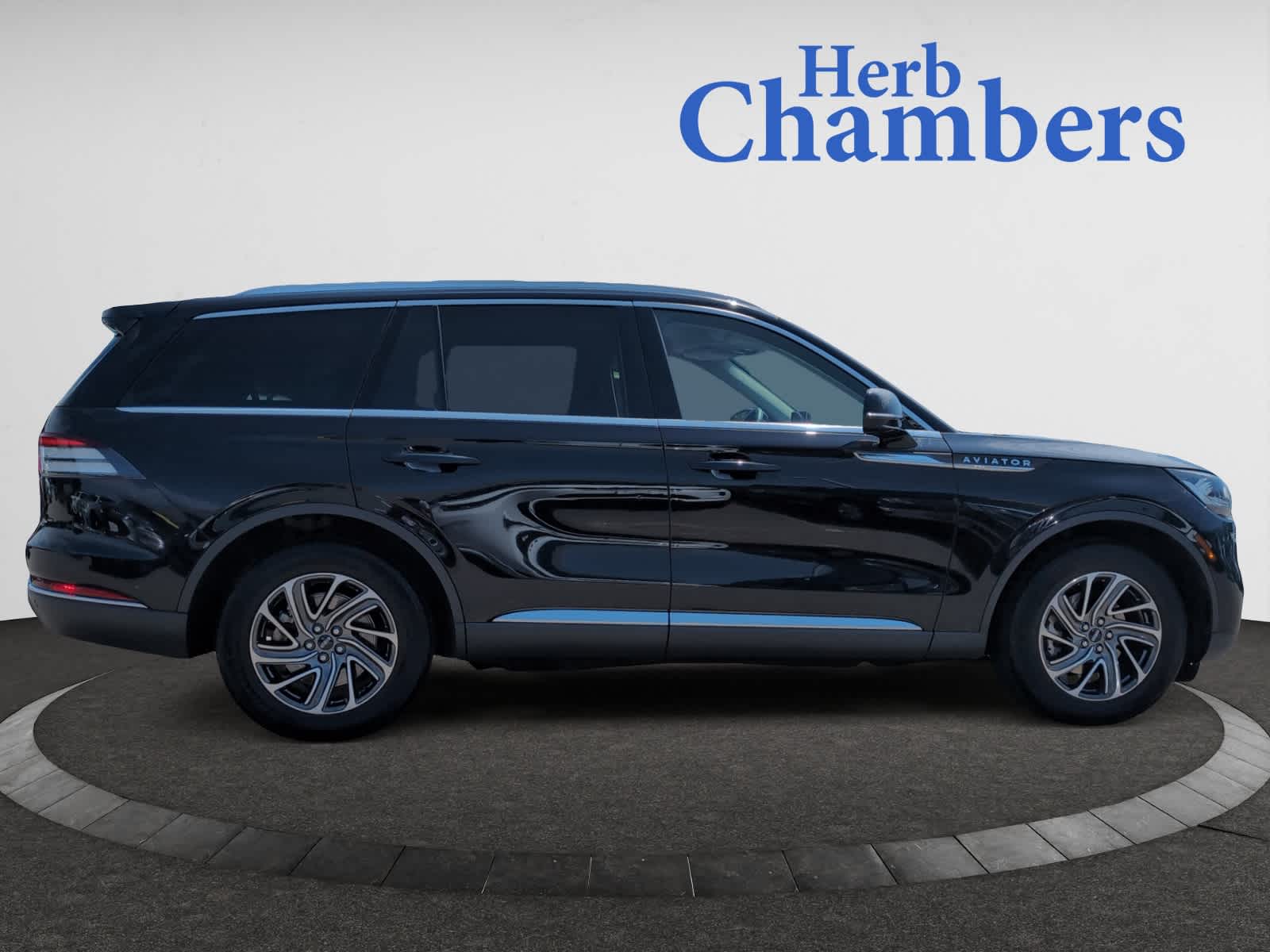 used 2023 Lincoln Aviator car, priced at $27,898