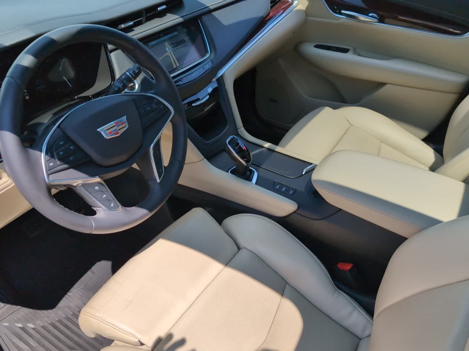 used 2017 Cadillac XT5 car, priced at $17,998