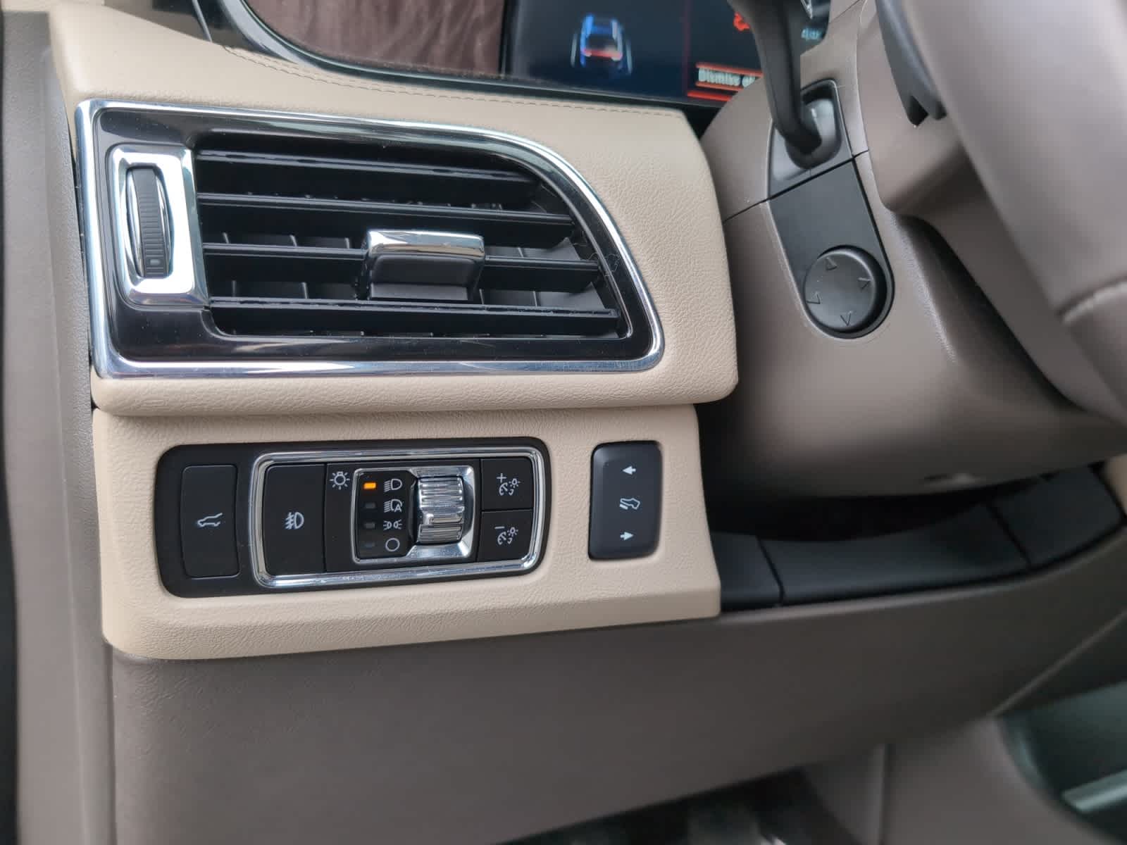 used 2023 Lincoln Navigator car, priced at $56,998