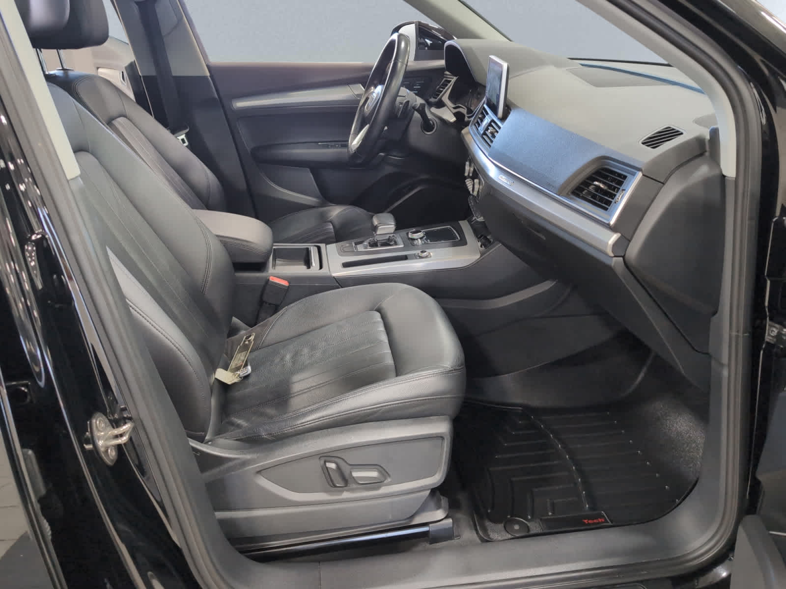 used 2018 Audi Q5 car, priced at $20,998