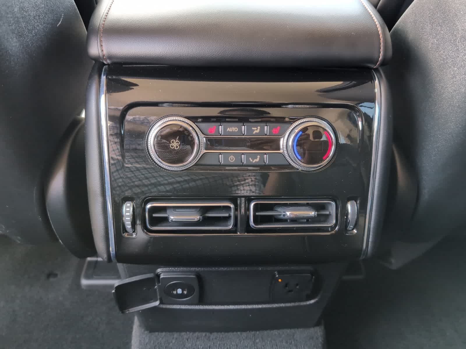 used 2023 Lincoln Aviator car, priced at $27,898