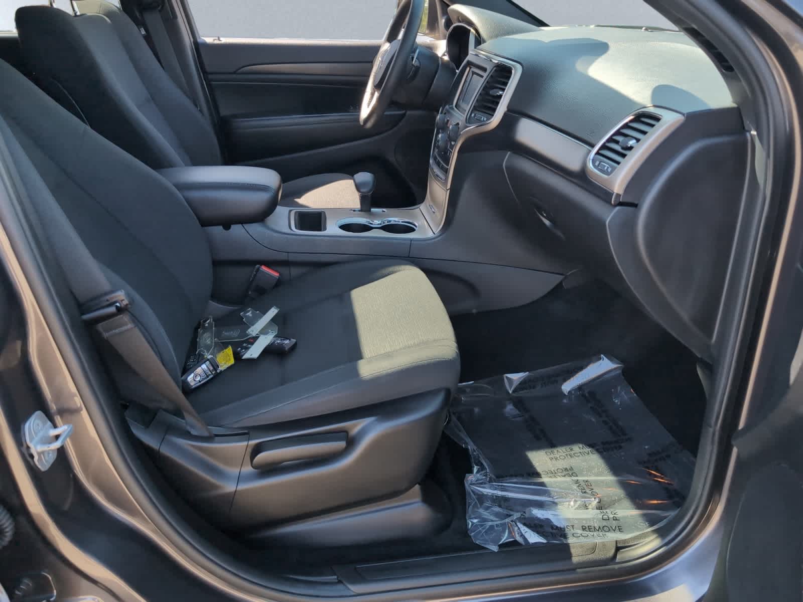 used 2014 Jeep Grand Cherokee car, priced at $8,898