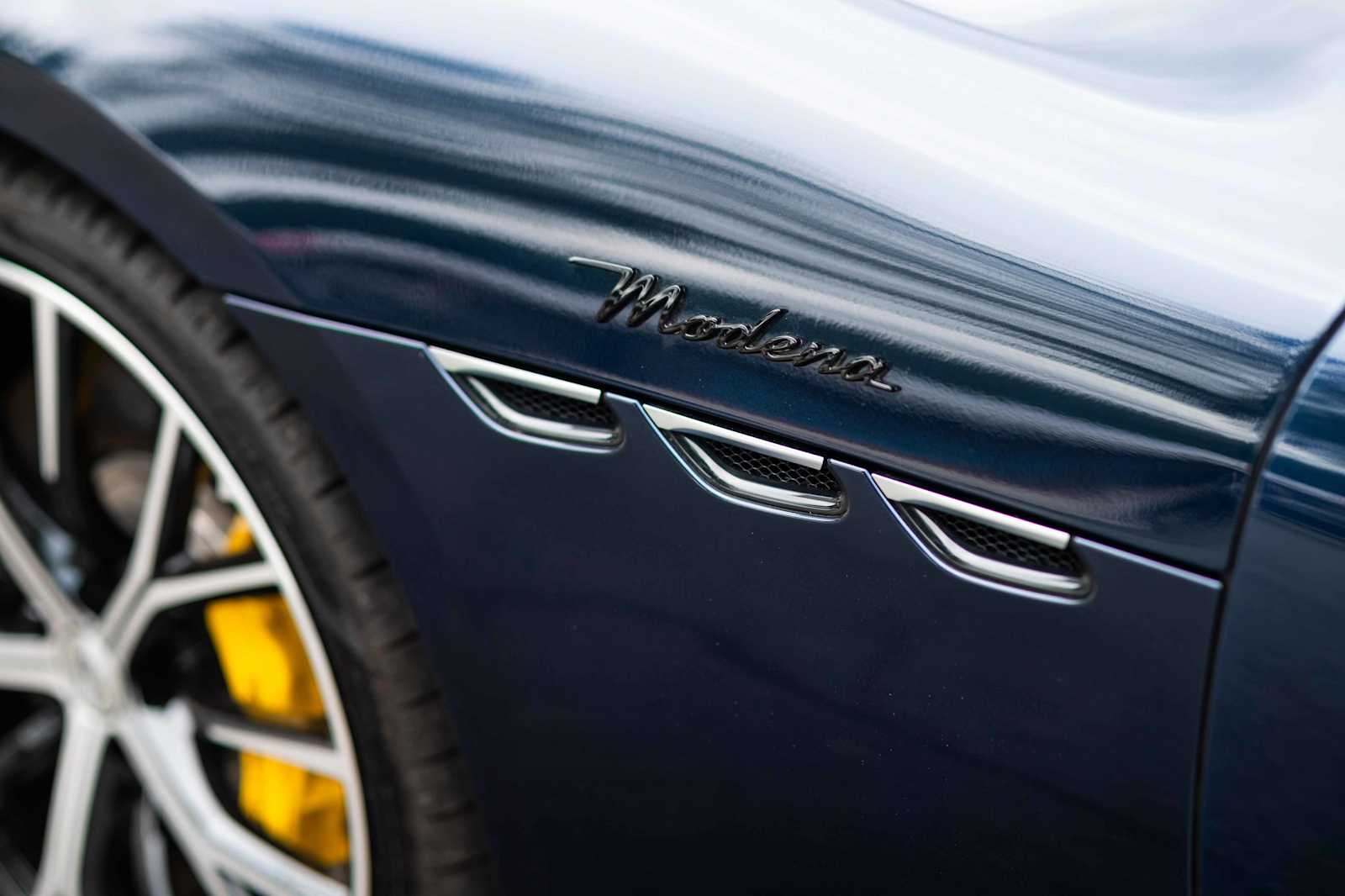new 2024 Maserati GranTurismo car, priced at $194,315