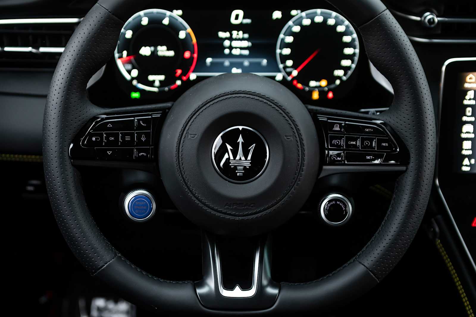 new 2025 Maserati Grecale car, priced at $93,965