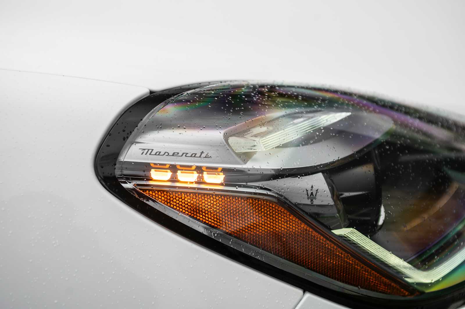 new 2025 Maserati Grecale car, priced at $96,385