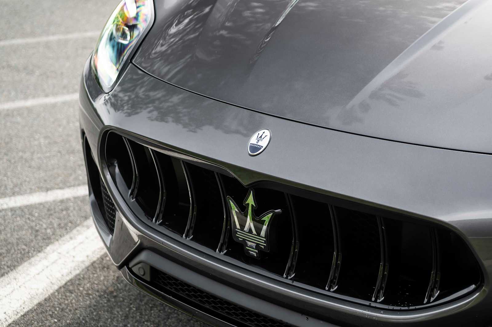 new 2025 Maserati Grecale car, priced at $100,985