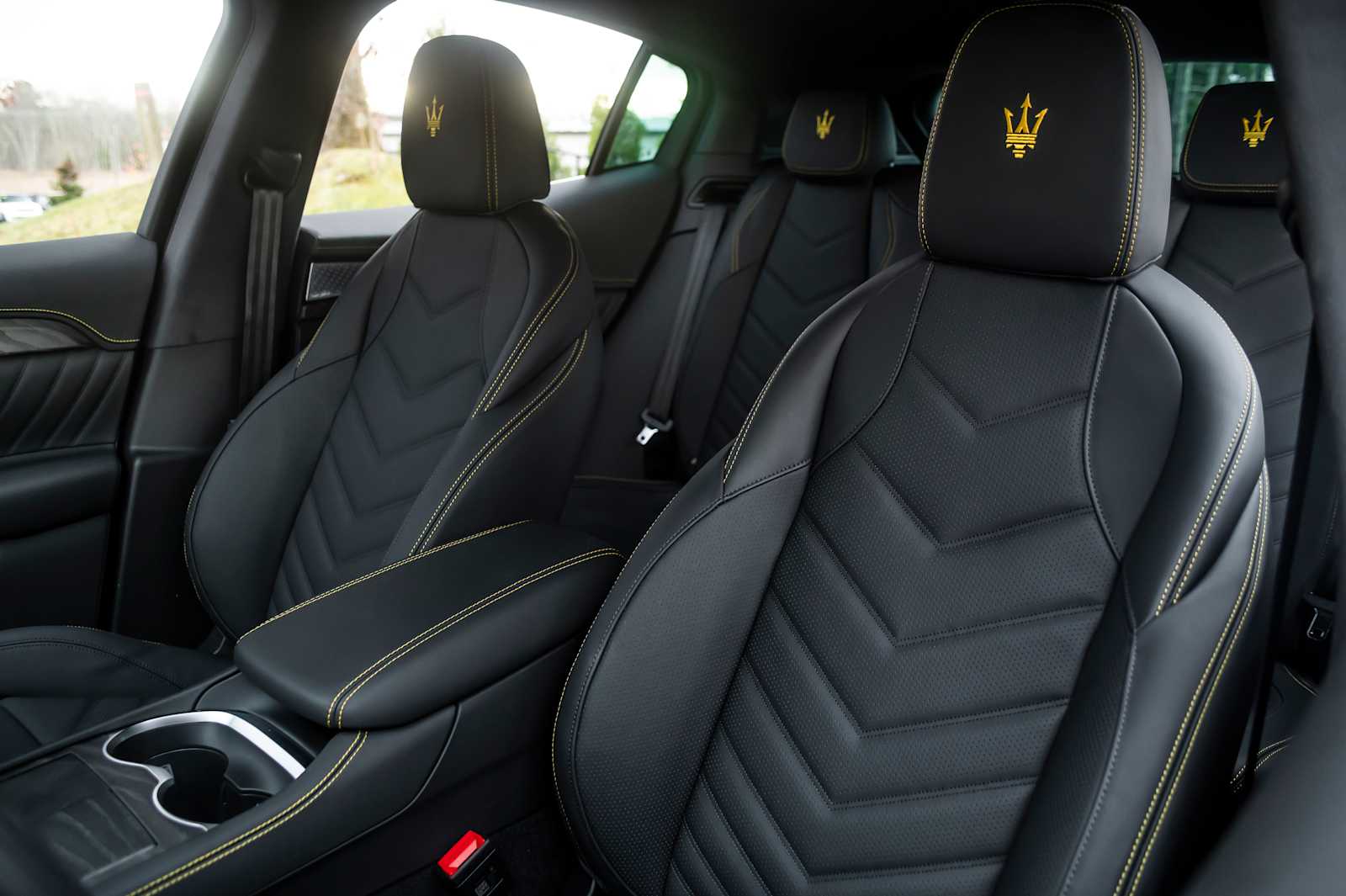 new 2025 Maserati Grecale car, priced at $93,965