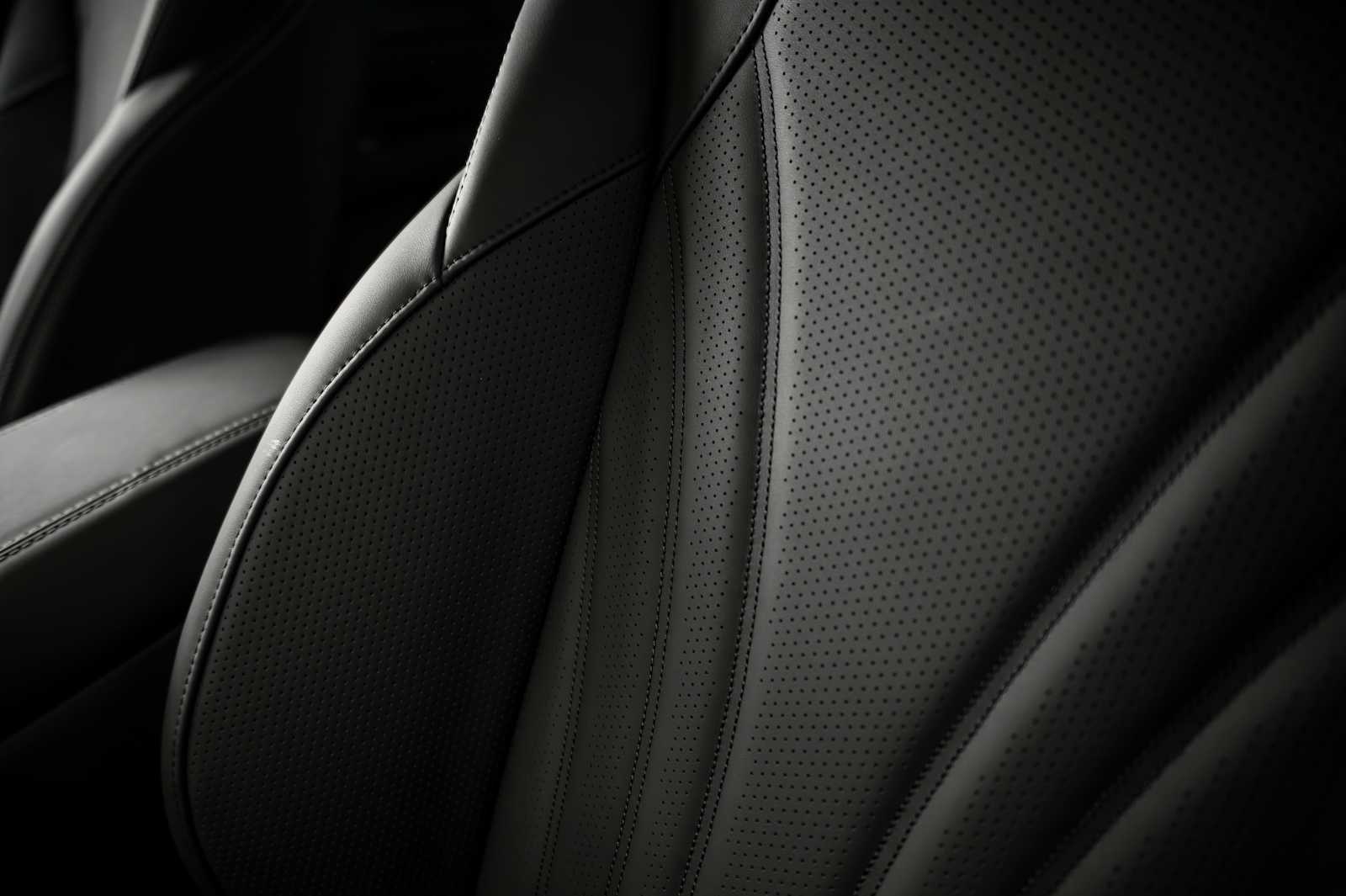 new 2025 Maserati Grecale car, priced at $94,575