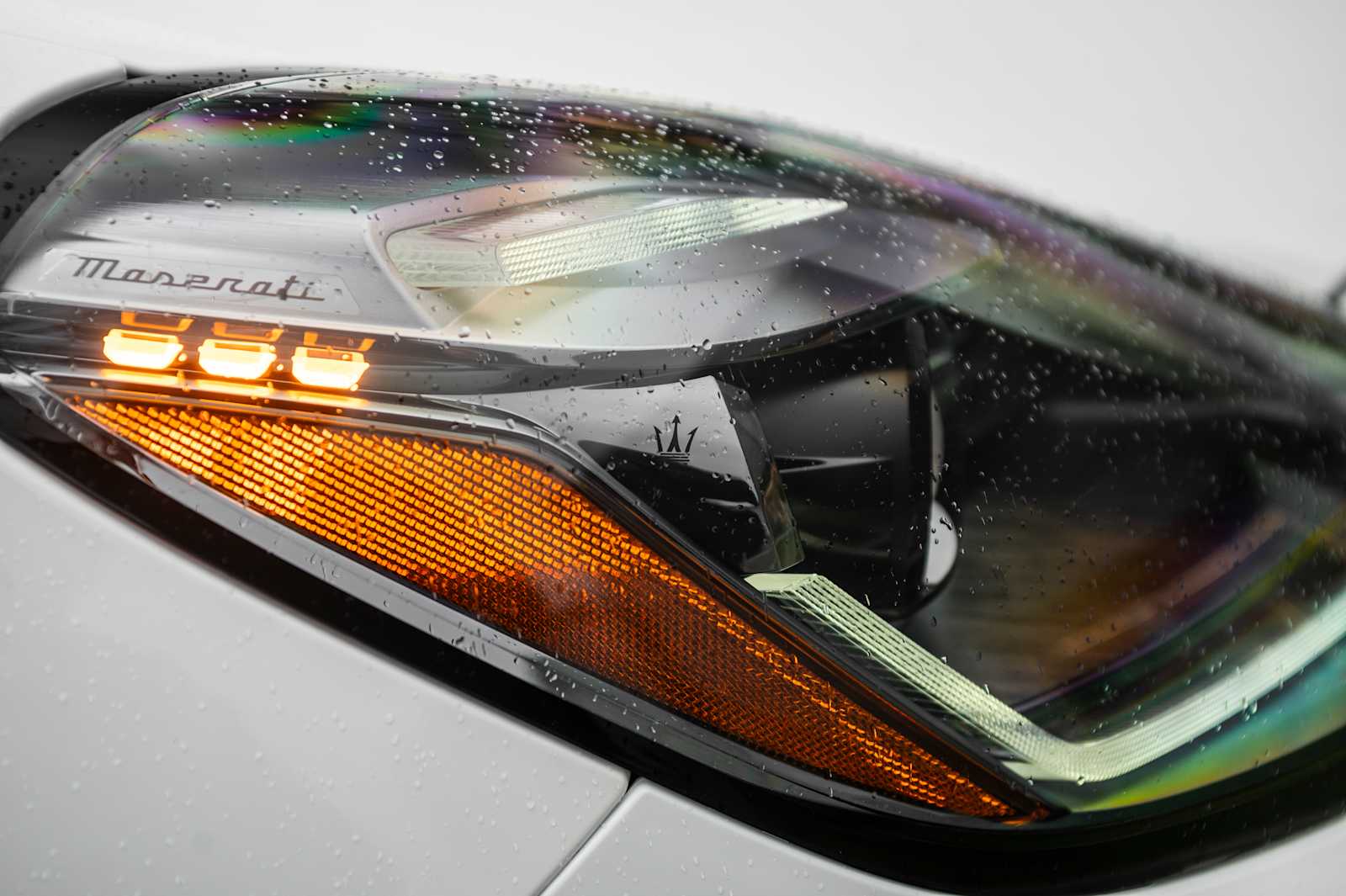 new 2025 Maserati Grecale car, priced at $96,385