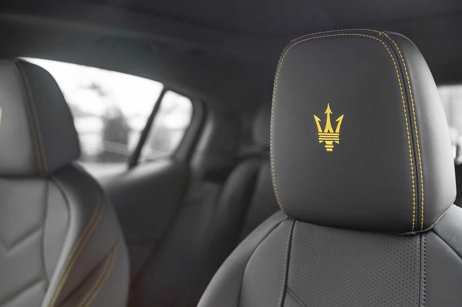 new 2025 Maserati Grecale car, priced at $100,985