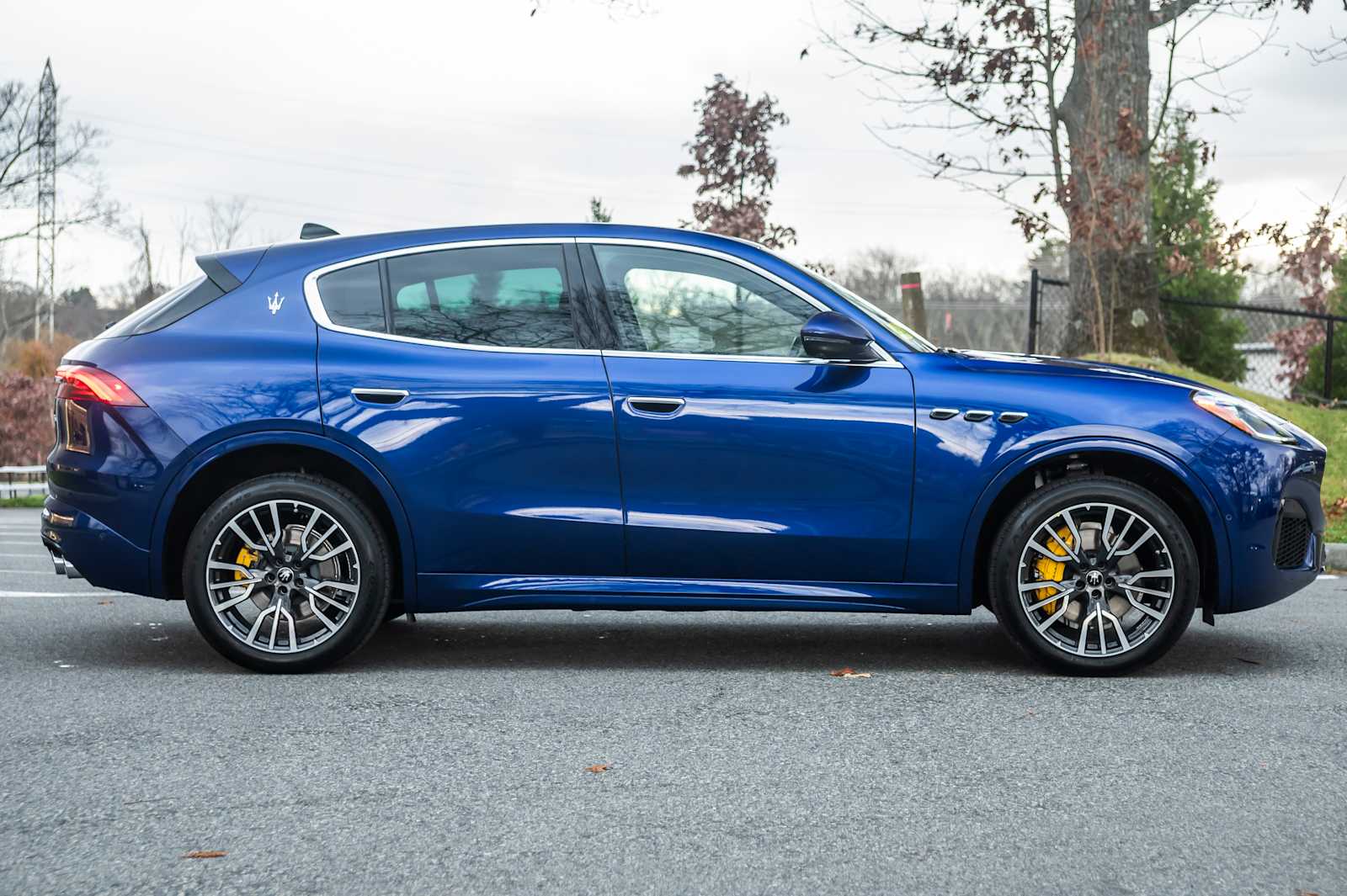 new 2025 Maserati Grecale car, priced at $93,965