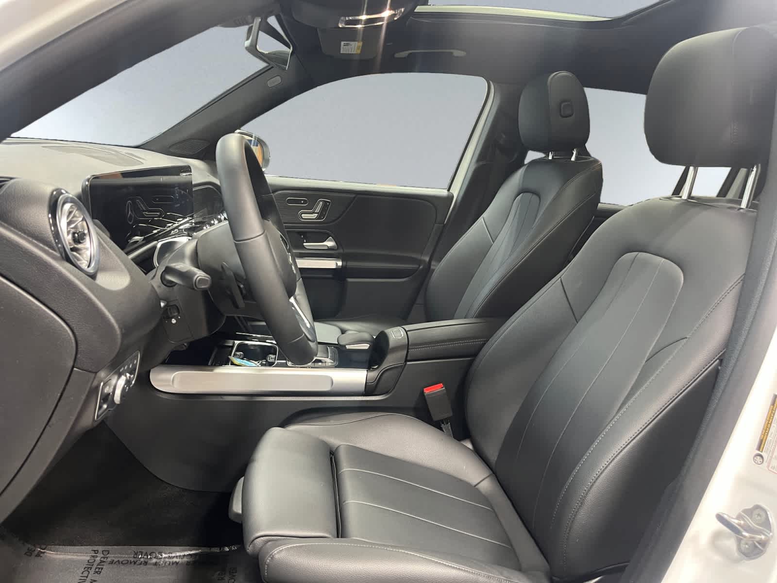 used 2023 Mercedes-Benz GLB 250 car, priced at $35,497