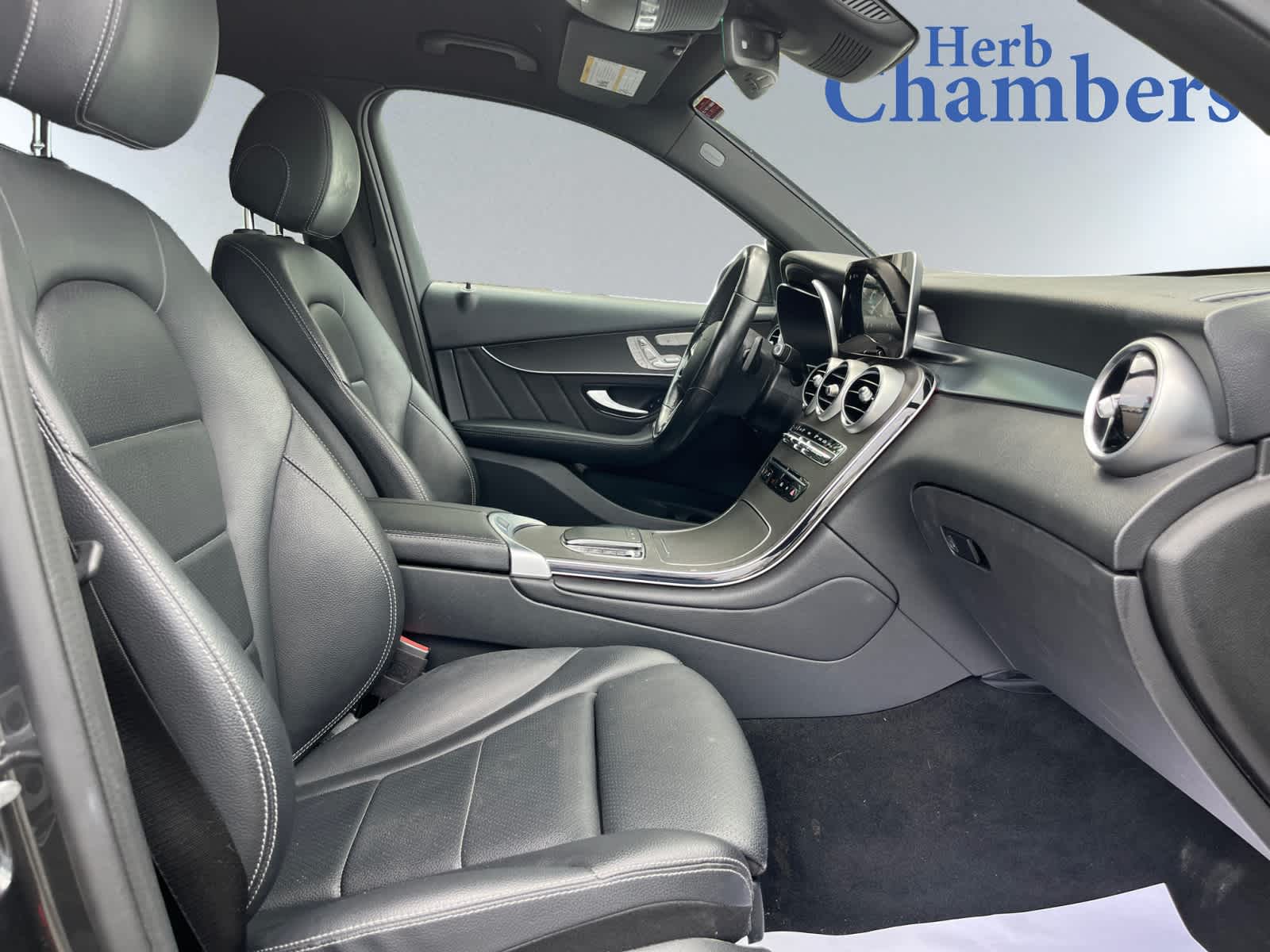 used 2022 Mercedes-Benz GLC 300 car, priced at $33,999