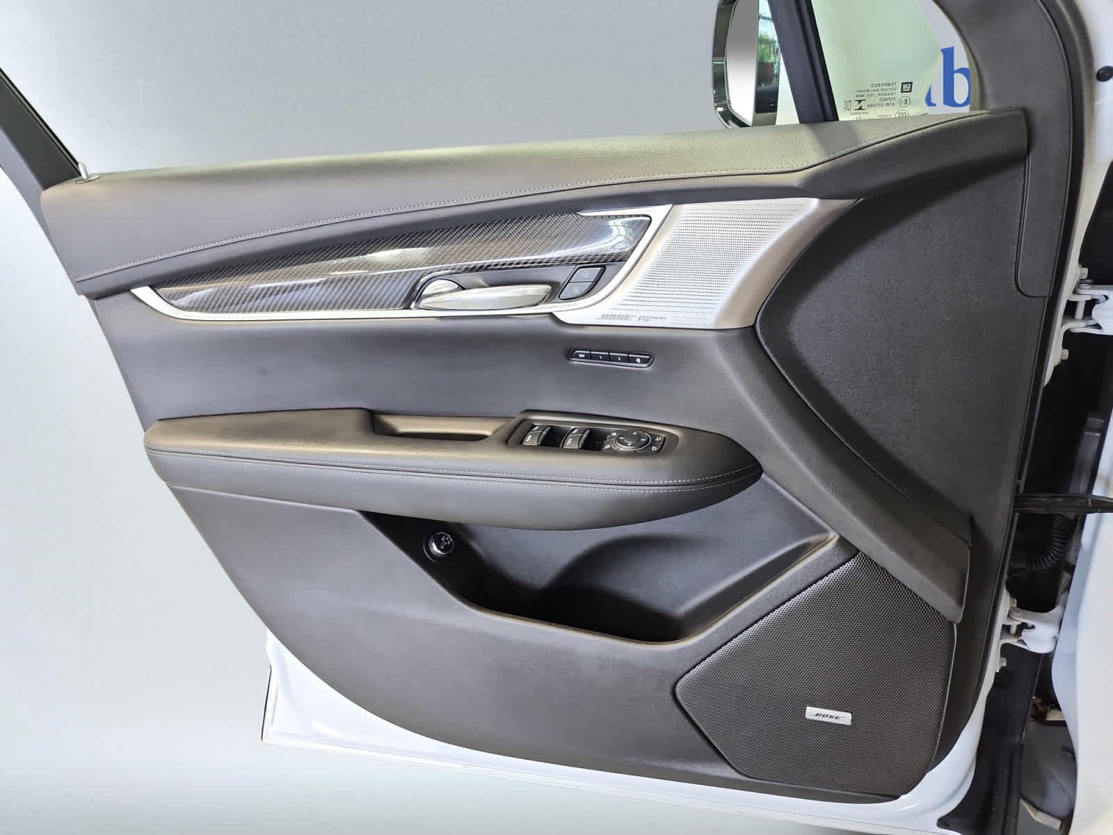 used 2021 Cadillac XT6 car, priced at $28,496