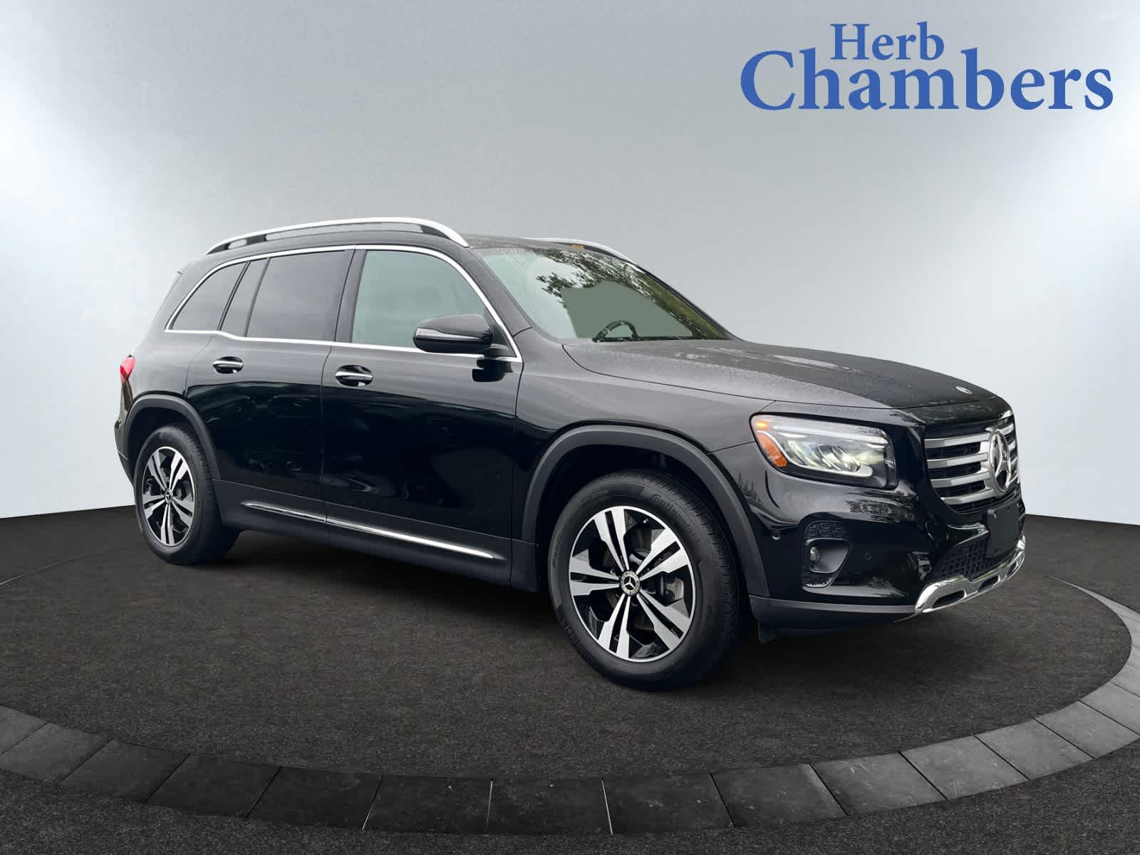 used 2025 Mercedes-Benz GLB 250 car, priced at $43,497