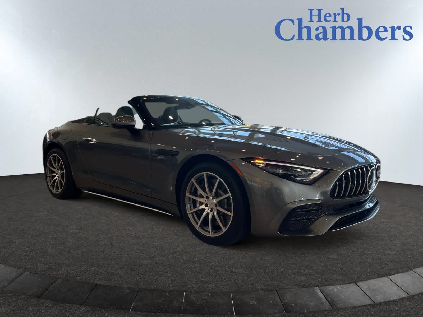 used 2024 Mercedes-Benz AMG SL 43 car, priced at $93,998