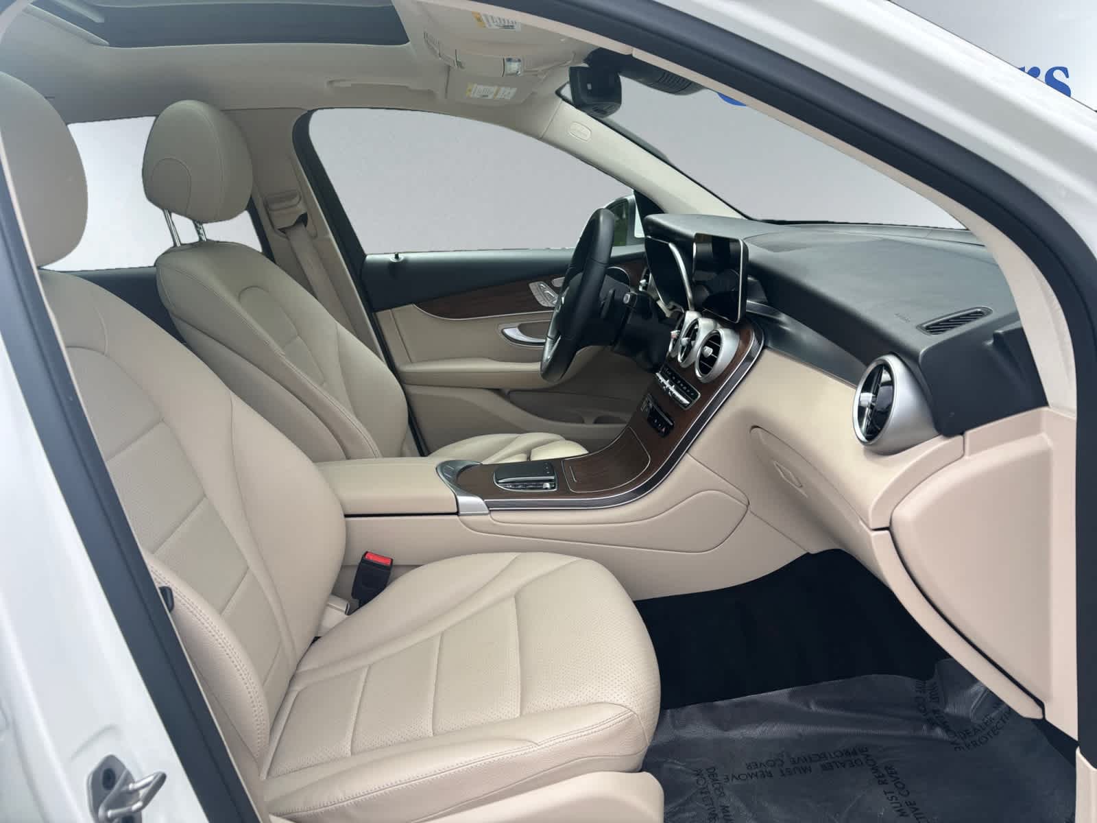 used 2022 Mercedes-Benz GLC 300 car, priced at $35,998