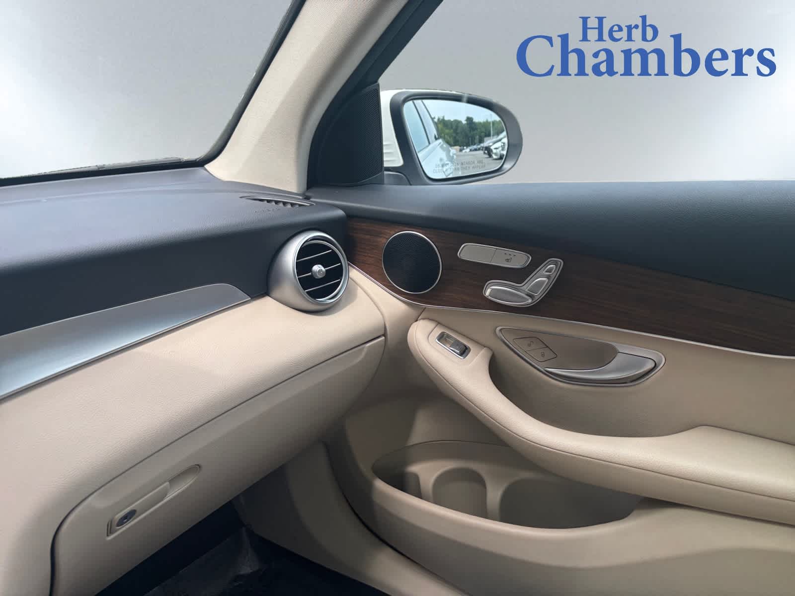 used 2022 Mercedes-Benz GLC 300 car, priced at $35,998