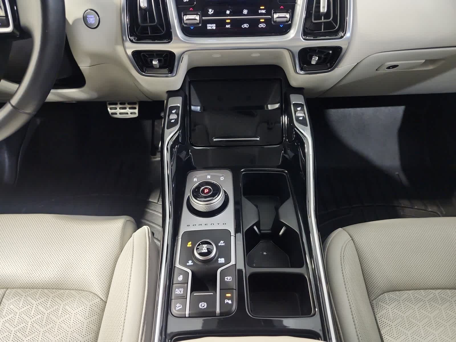 used 2023 Kia Sorento Hybrid car, priced at $25,196