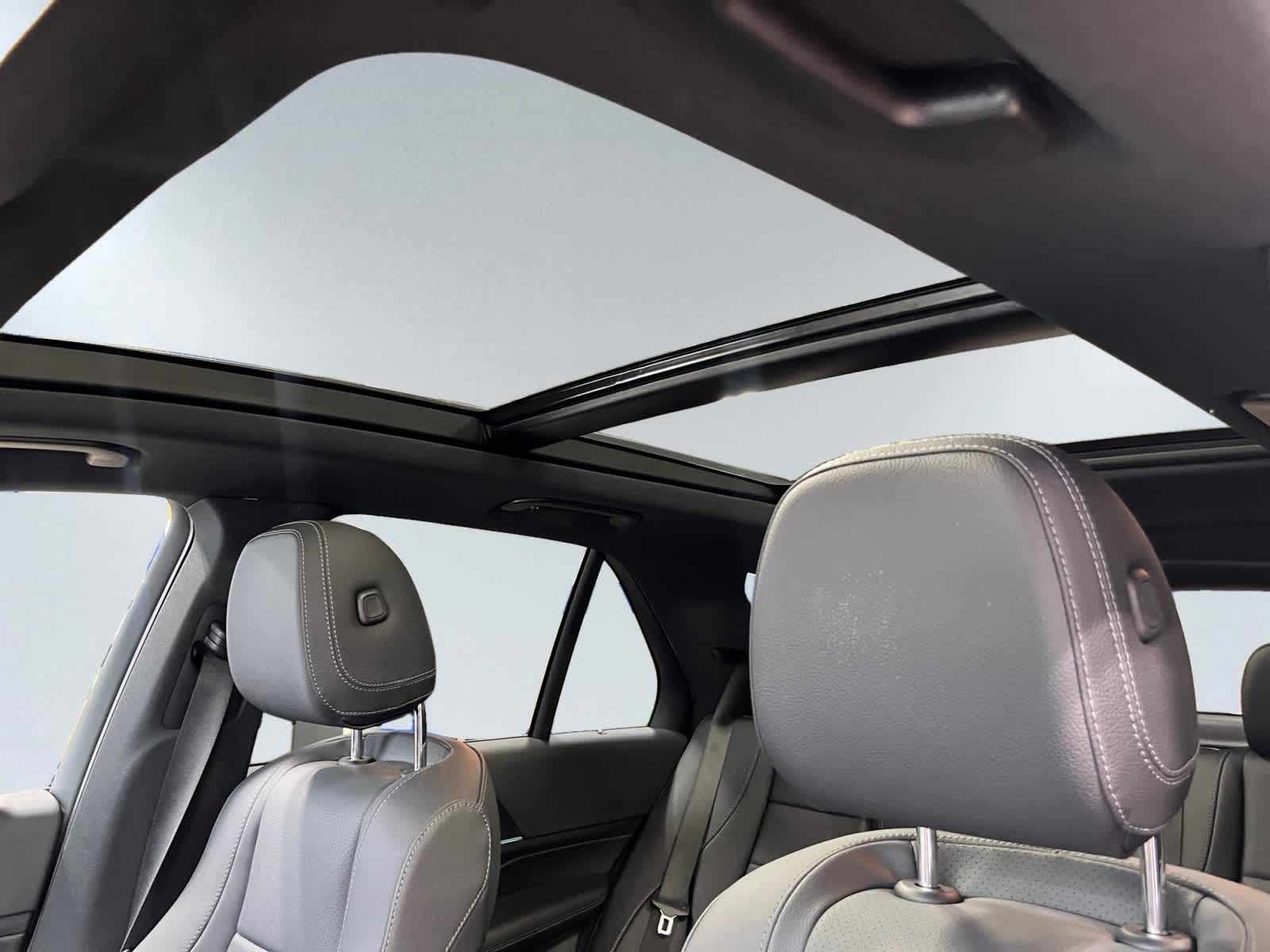 used 2023 Mercedes-Benz GLE 450 car, priced at $62,998