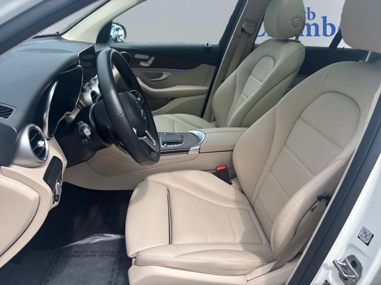 used 2022 Mercedes-Benz GLC 300 car, priced at $35,998