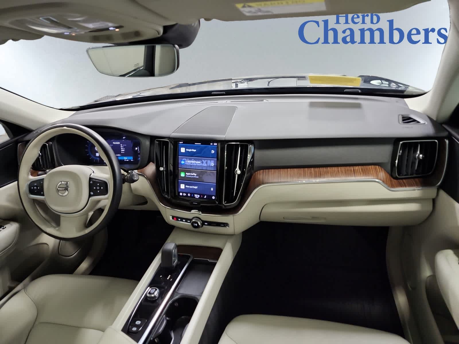 used 2022 Volvo XC60 car, priced at $30,096