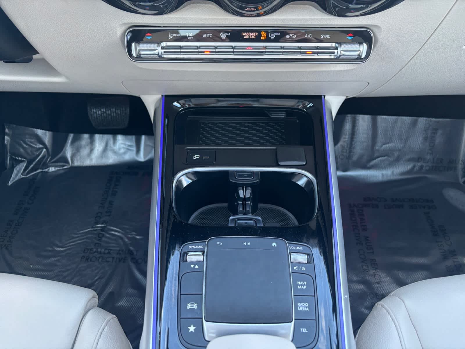 used 2022 Mercedes-Benz GLB 250 car, priced at $32,698