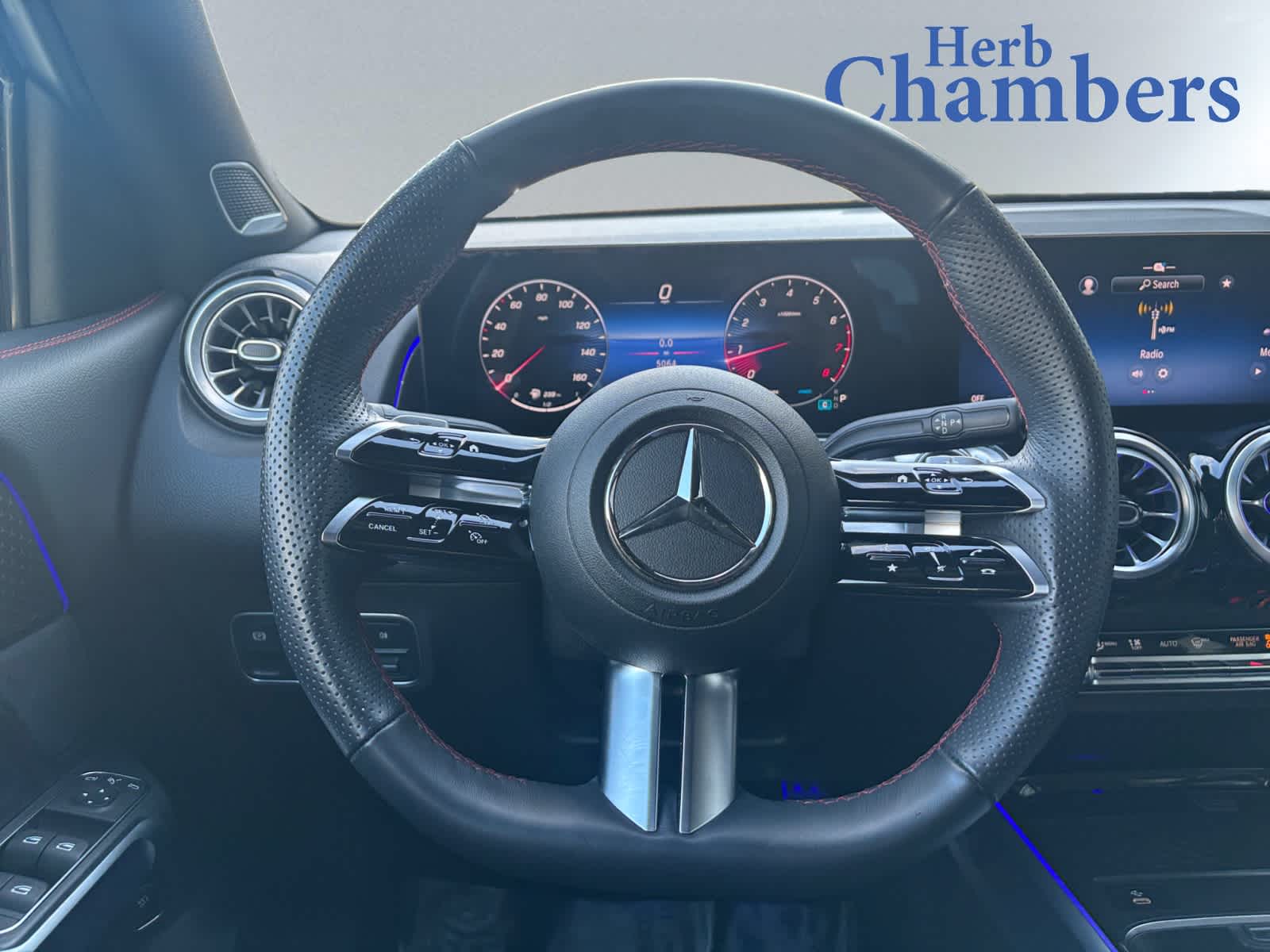 used 2025 Mercedes-Benz GLB 250 car, priced at $47,998