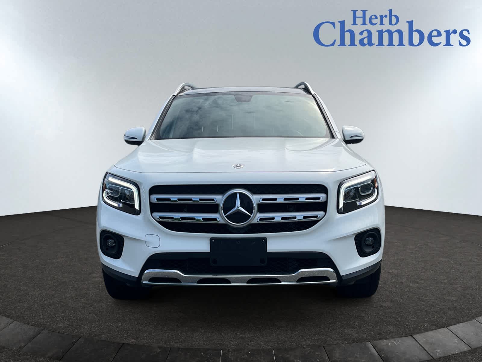 used 2022 Mercedes-Benz GLB 250 car, priced at $31,998