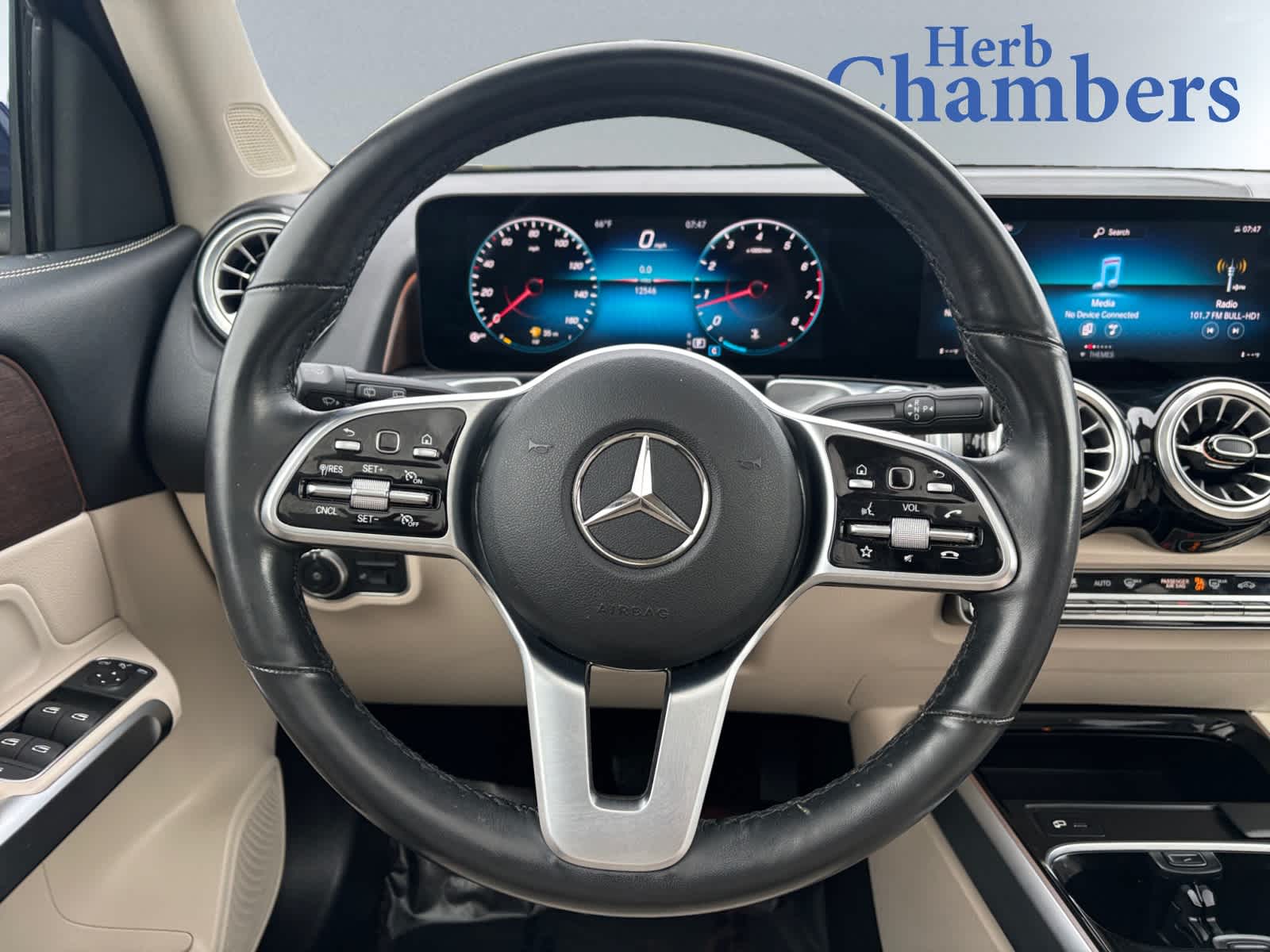 used 2022 Mercedes-Benz GLB 250 car, priced at $28,897