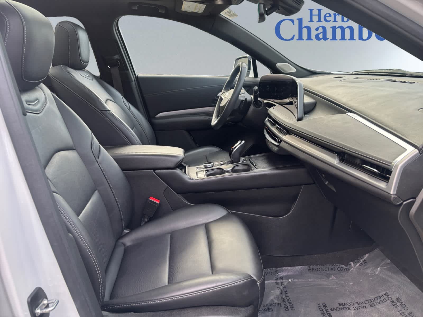 used 2024 Cadillac XT4 car, priced at $35,999