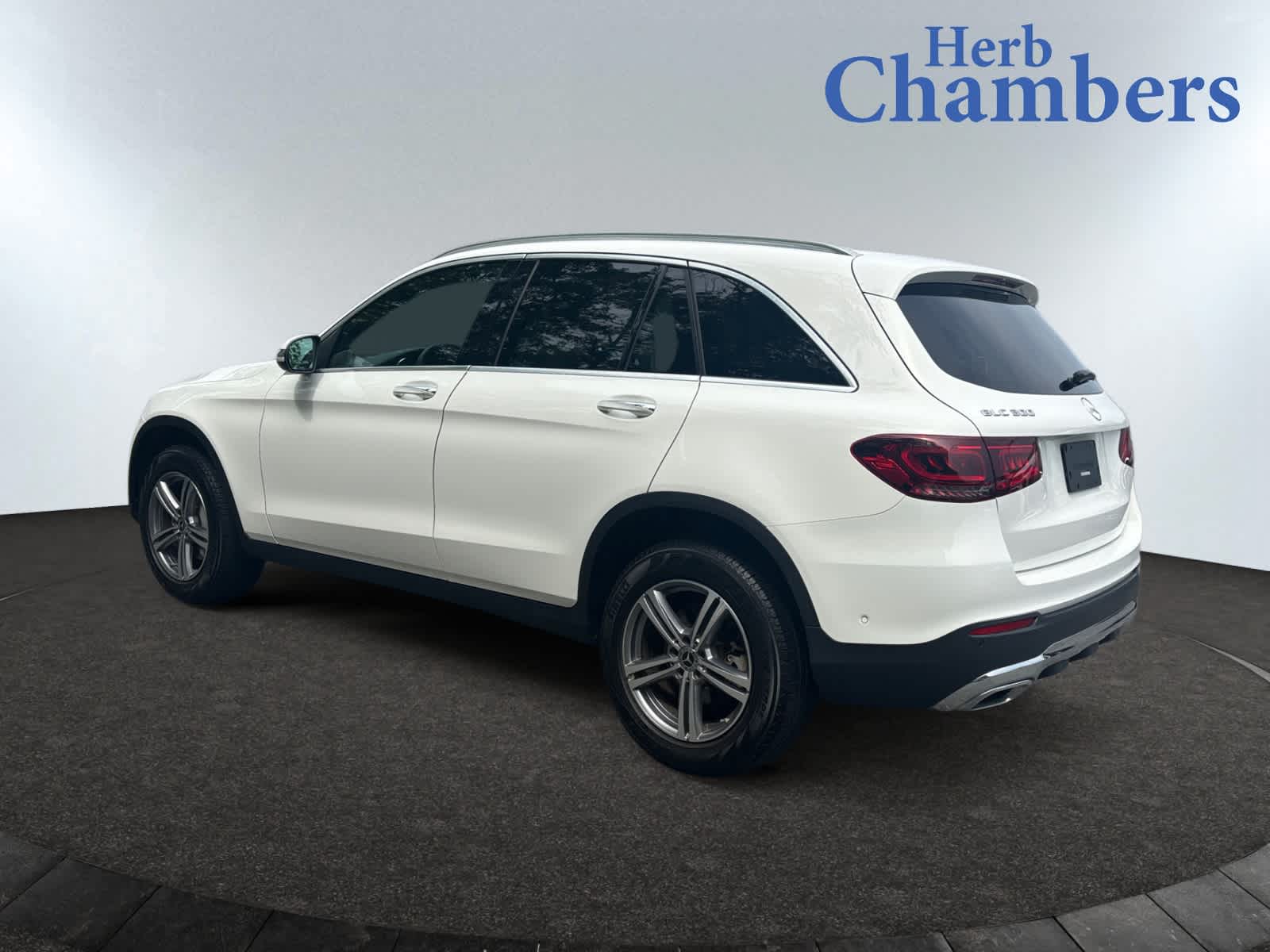 used 2022 Mercedes-Benz GLC 300 car, priced at $35,998