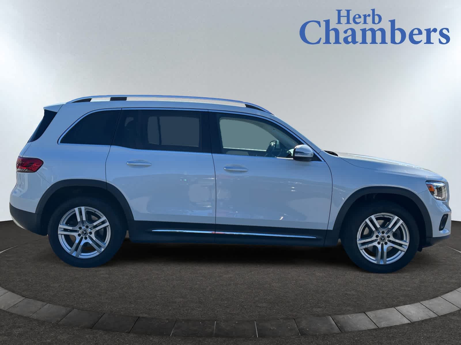 used 2020 Mercedes-Benz GLB 250 car, priced at $24,497