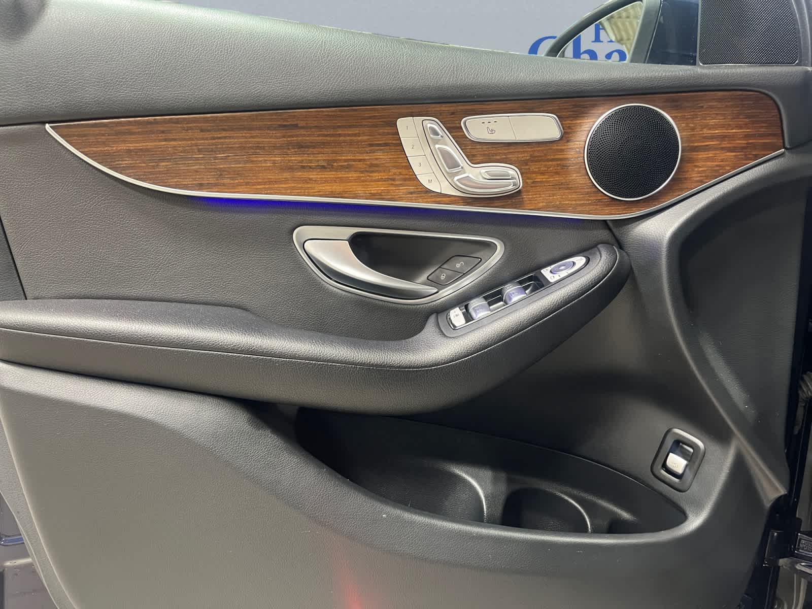 used 2022 Mercedes-Benz GLC 300 car, priced at $34,797