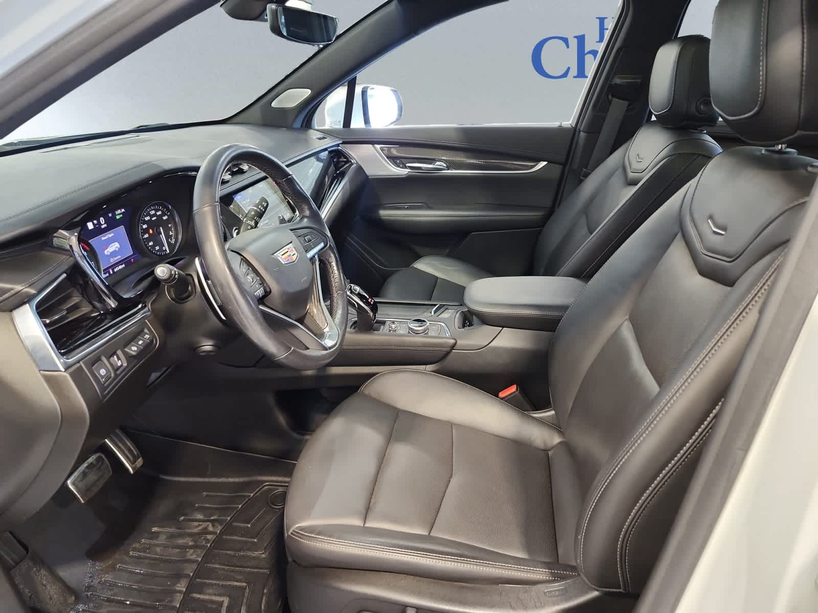 used 2021 Cadillac XT6 car, priced at $28,496