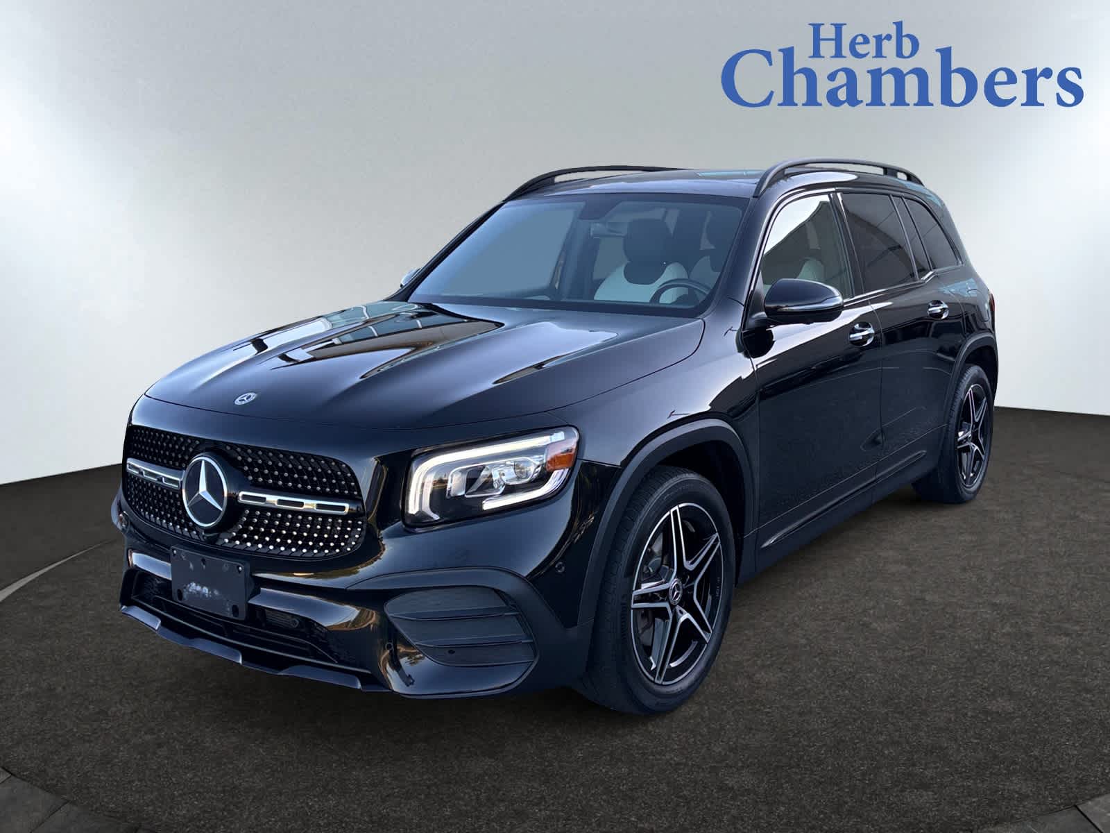 used 2021 Mercedes-Benz GLB 250 car, priced at $25,898