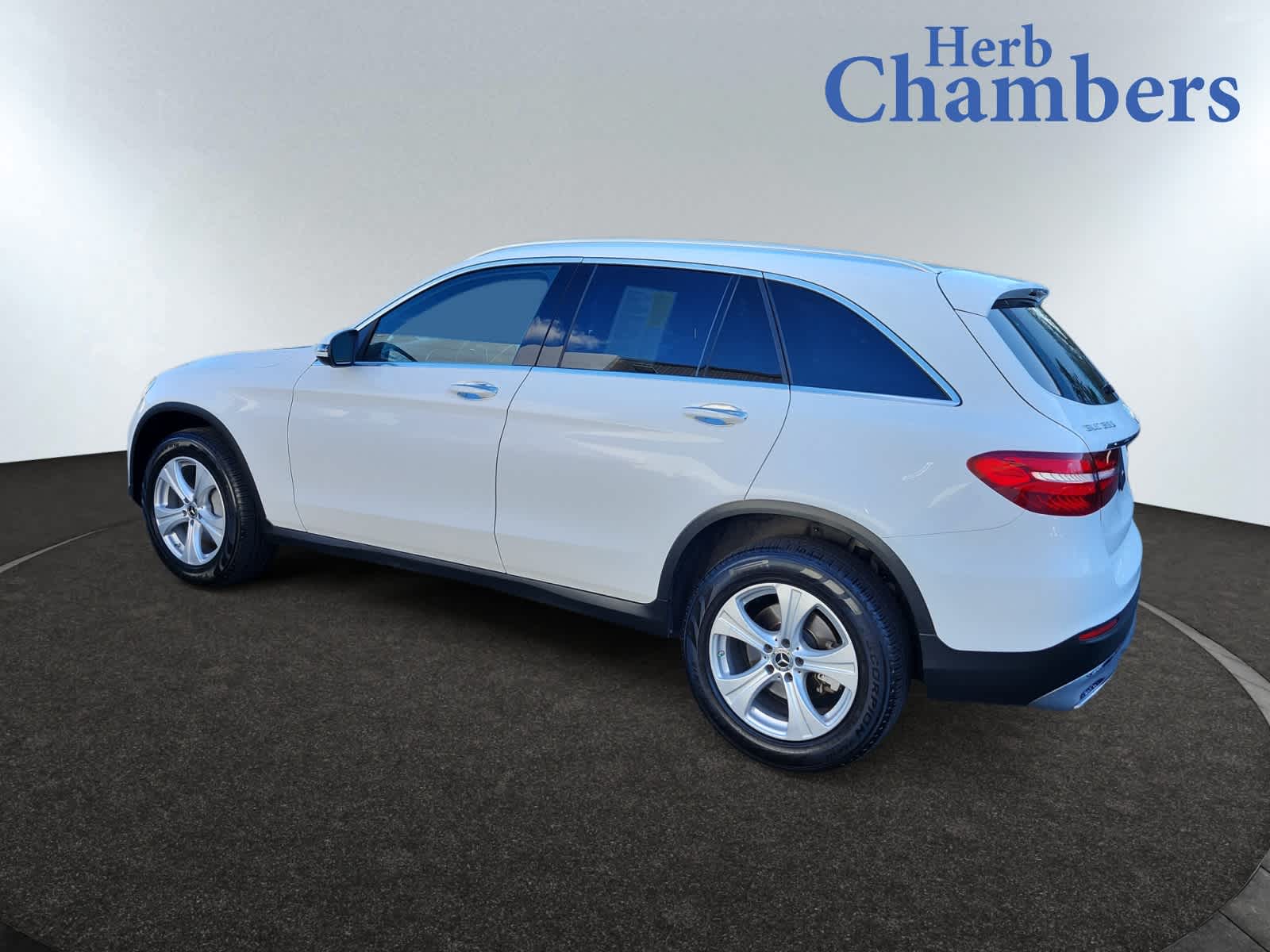 used 2018 Mercedes-Benz GLC 300 car, priced at $17,496