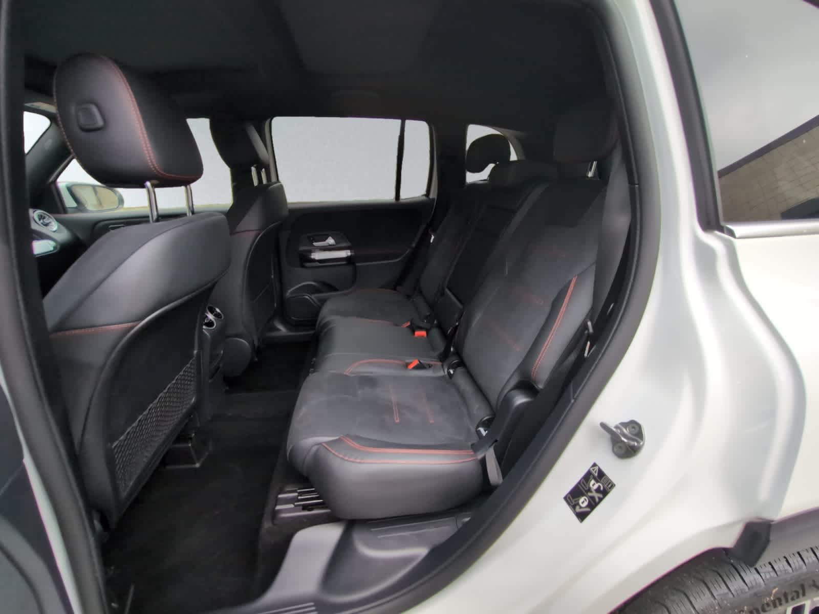 used 2022 Mercedes-Benz GLB 250 car, priced at $27,397